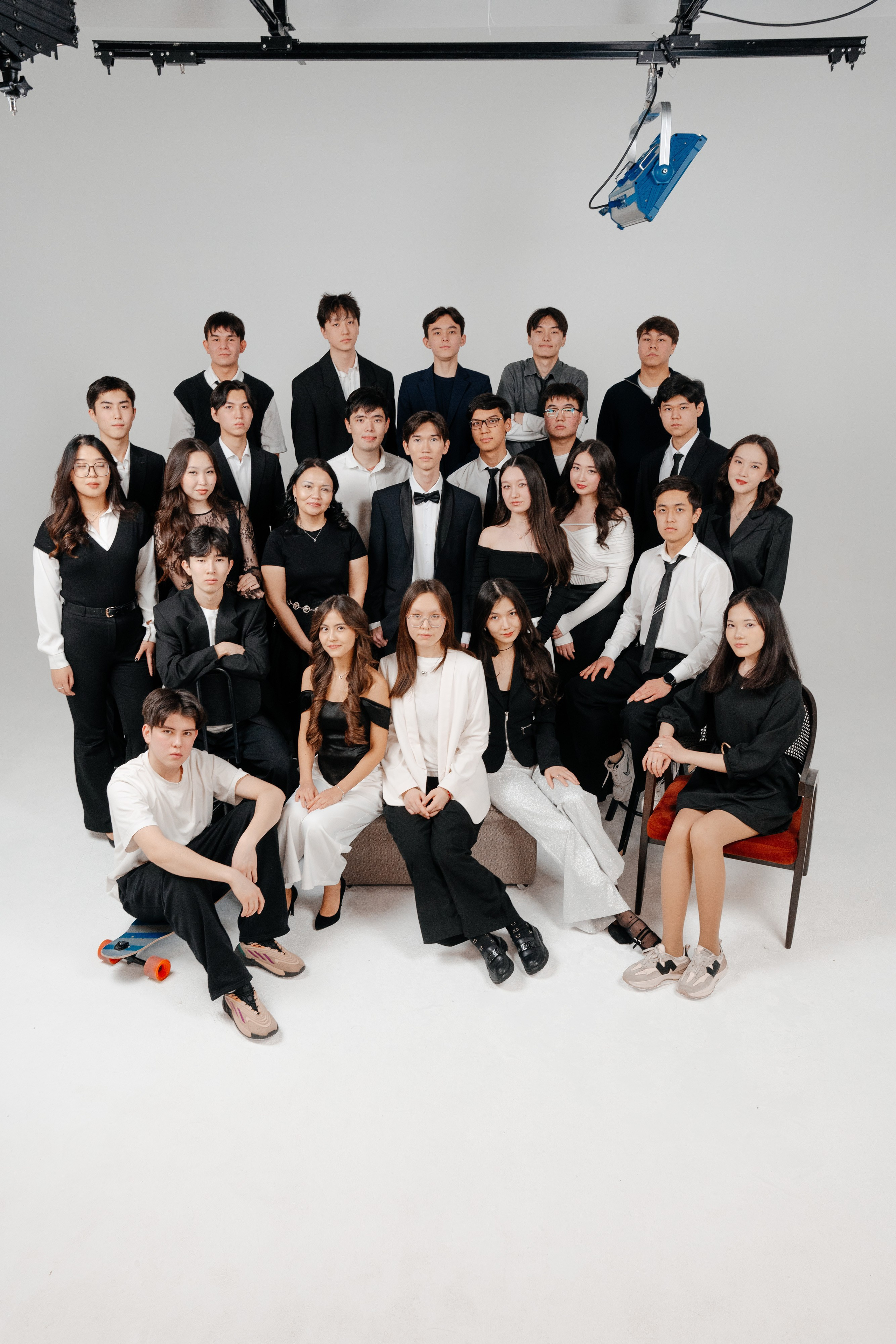 Общие кадры в студии. Выпускные альбомы в Нур-Султане (Астана) и по всему Казахстану