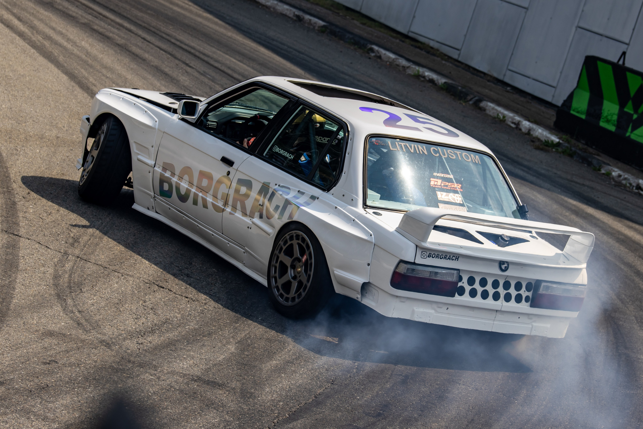 Grounded event. Репортажная, студийная, свадебная, автоспорт, коммерческая, фотосессия: Фотографы Николай и Елена DvoTar