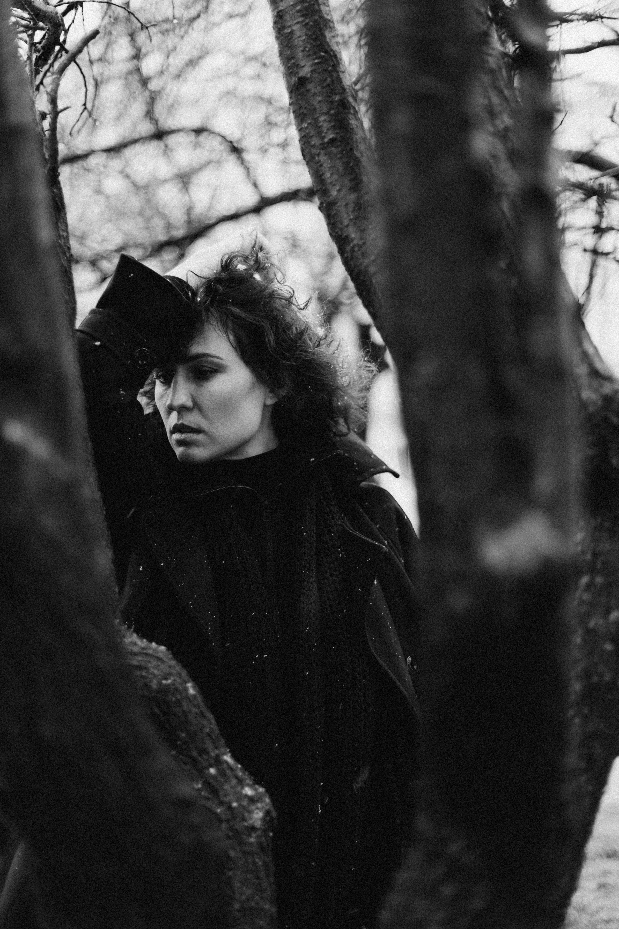 Фотосессия для женщин: утончённые, эмоциональные портреты. Подбор образа, помощь с позированием. Естественные фото, мягкий свет, стильная ретушь. Услуги фотографа в Краснодаре, создание уникального женского образа