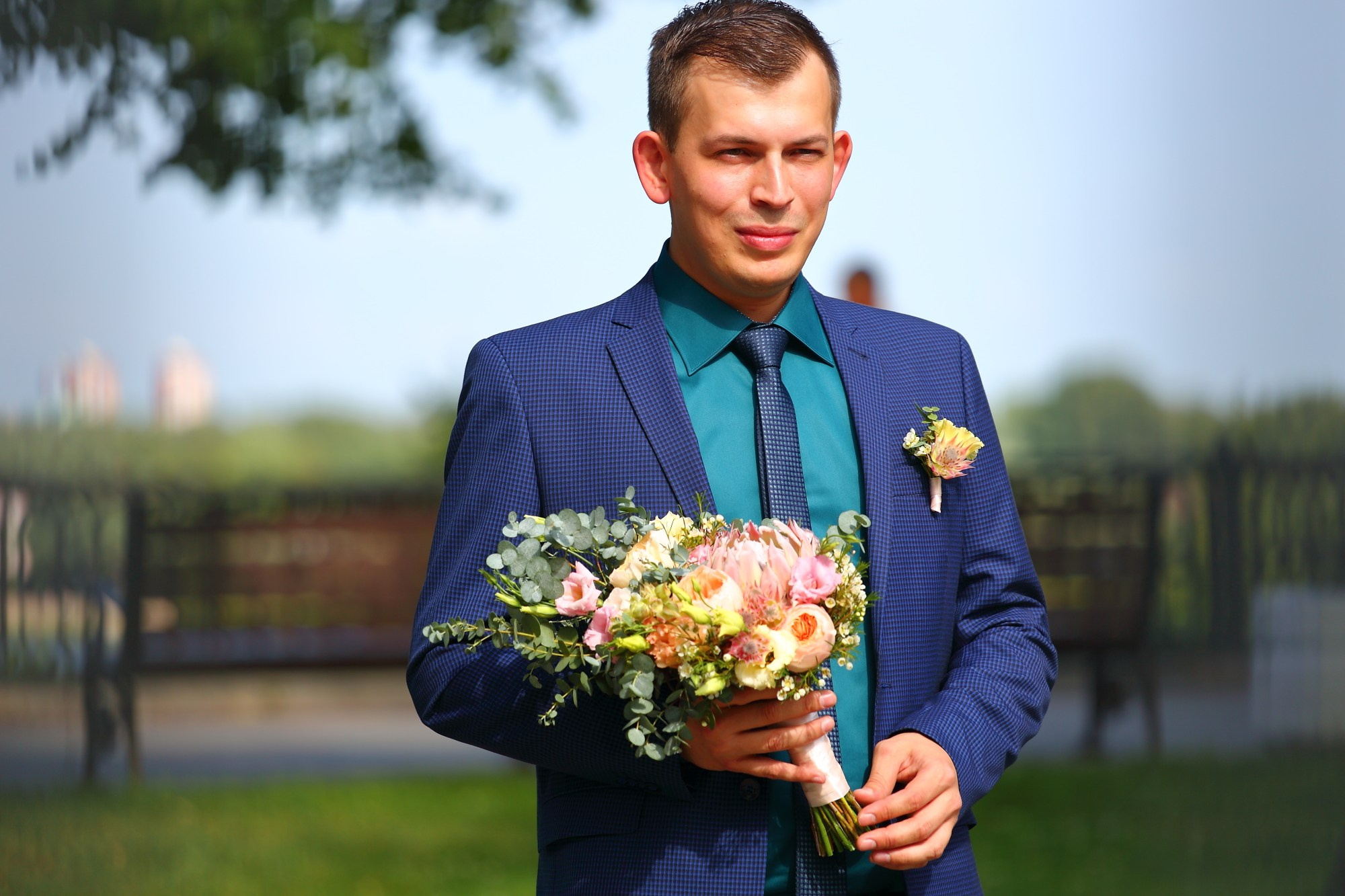 Выездная регистрация в красивом месте в Ярославле. Свадебный и репортажный фотограф в Ярославле и Санкт-Петербурге Роман Микрюков