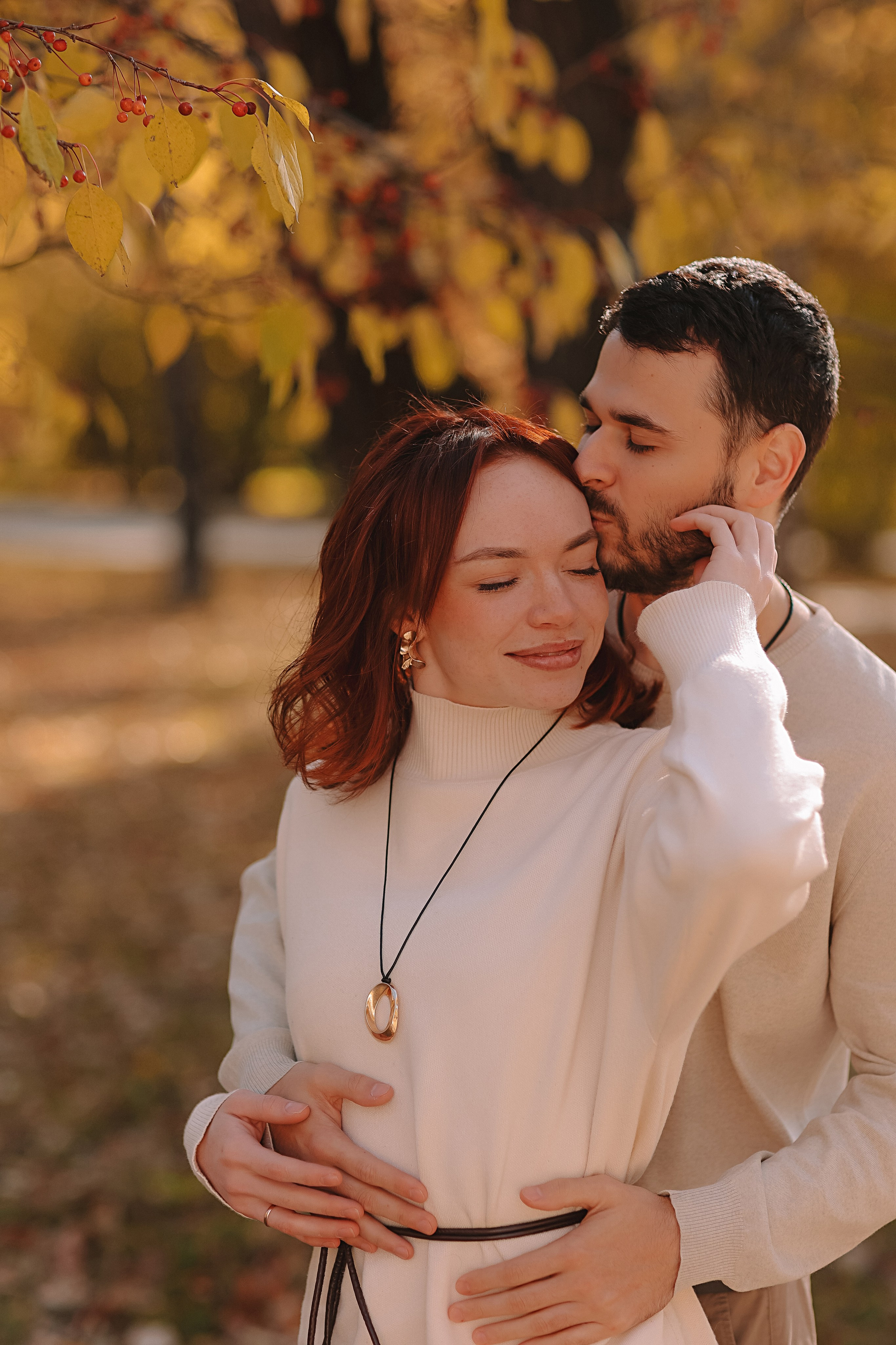 Осень. Семейный фотограф Тюмень, фотограф на роды Салмина Мария