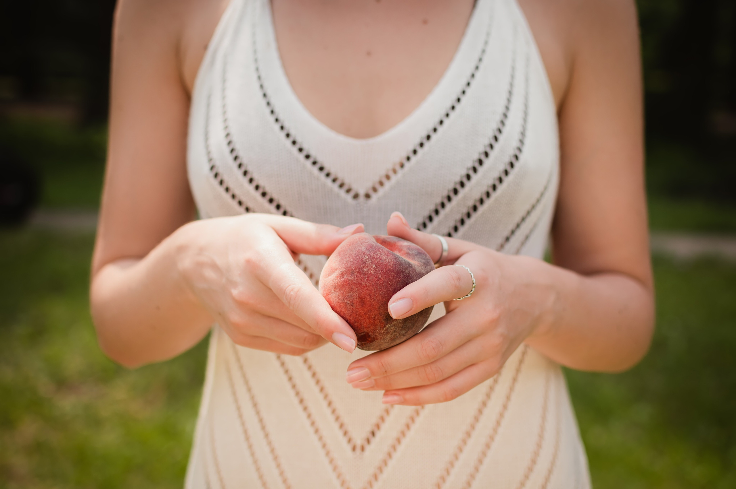 персики в Донецке