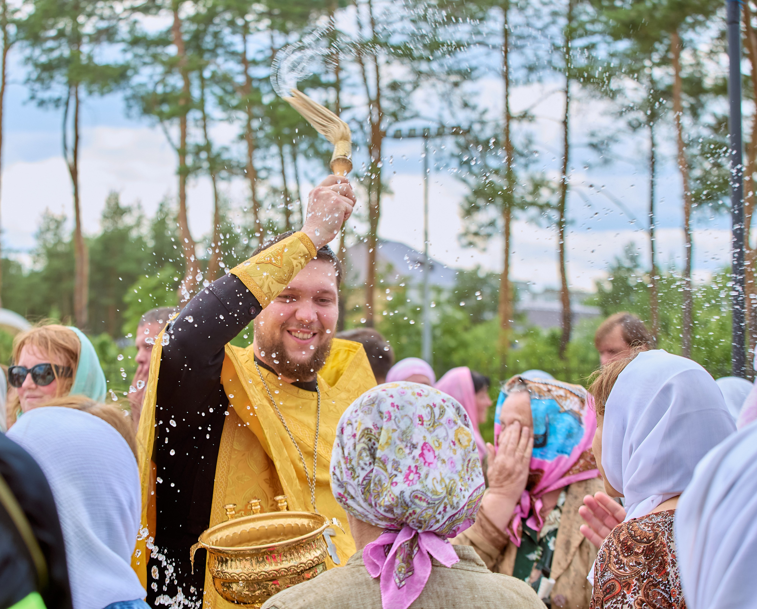 Фотографии портретов Крестного хода в Дзержинске