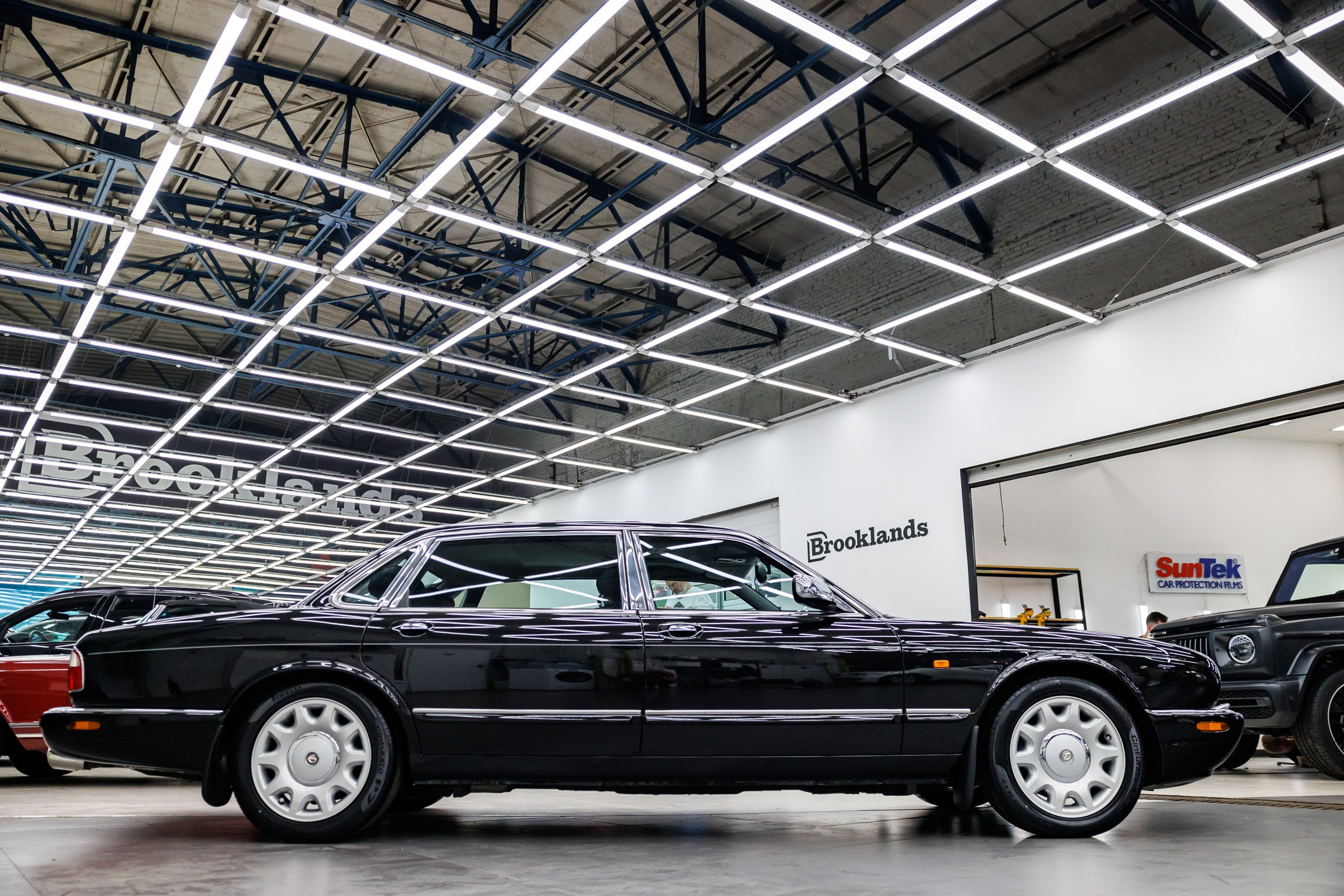 Автомобильная фотосъёмка Daimler Xj8. Фотограф Сергей Лукьянов @xapeton_photo Москва