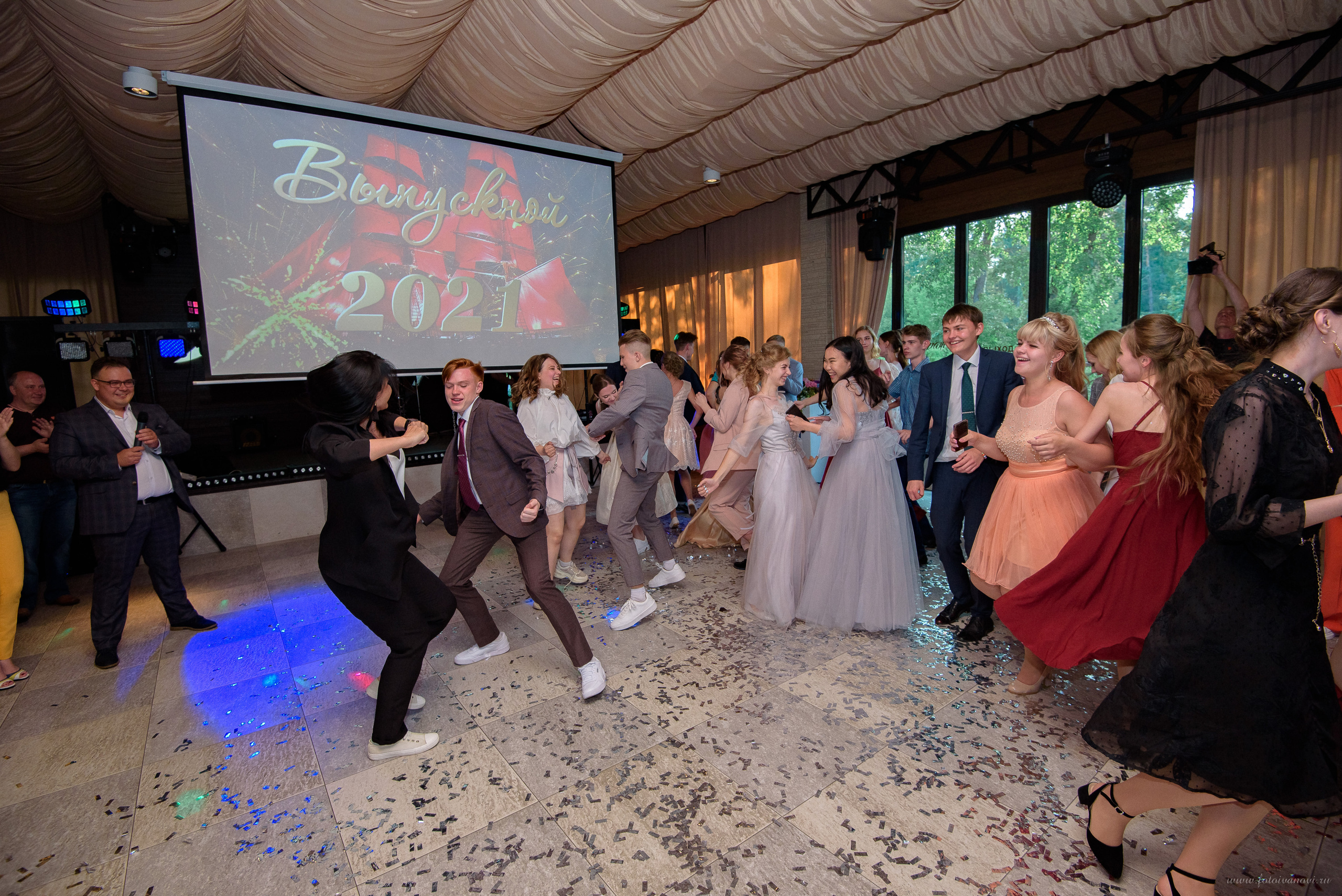 Выпускной. Фотографы Ивановы Краснодарский край