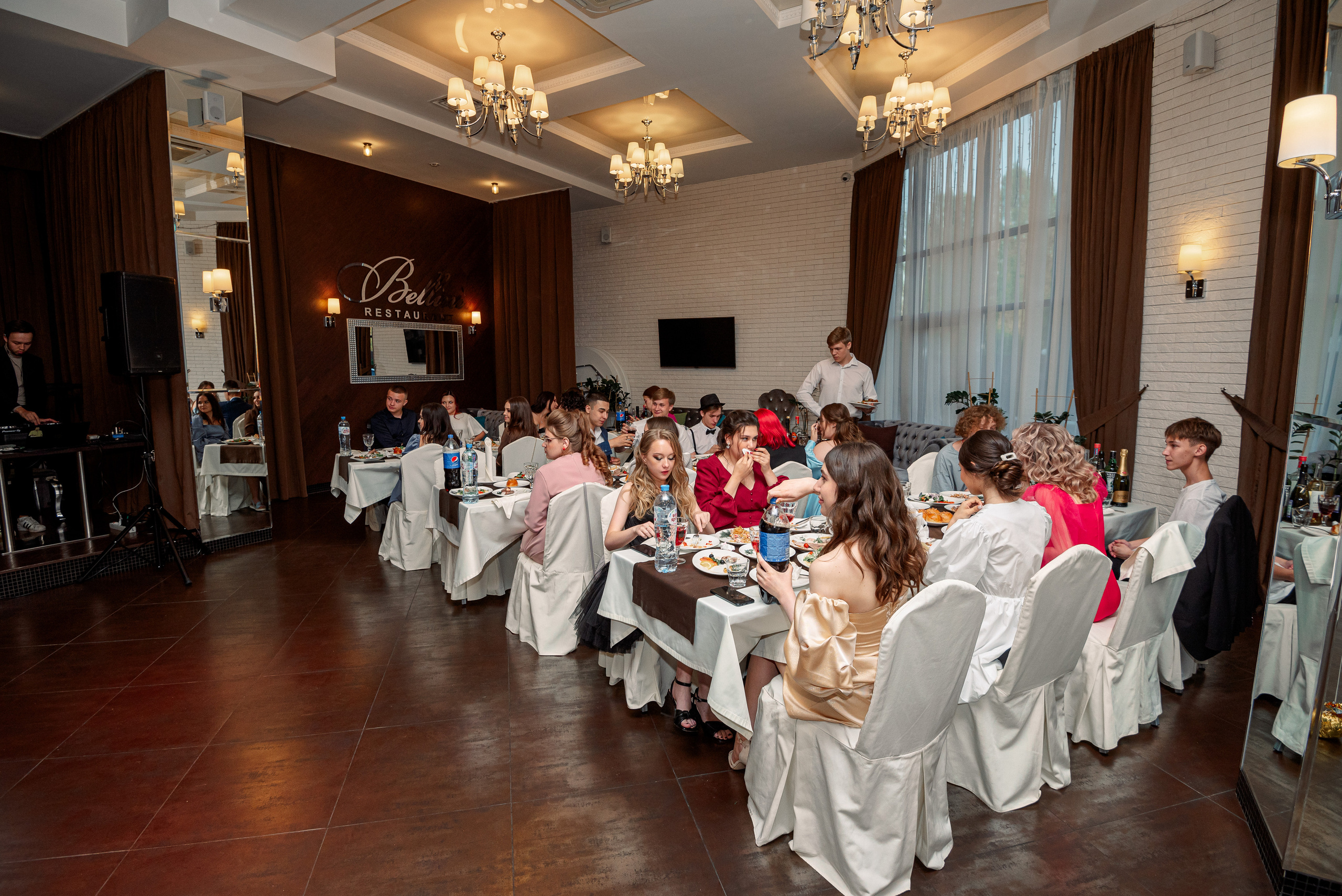 Выпускной. Фотографы Ивановы Краснодарский край