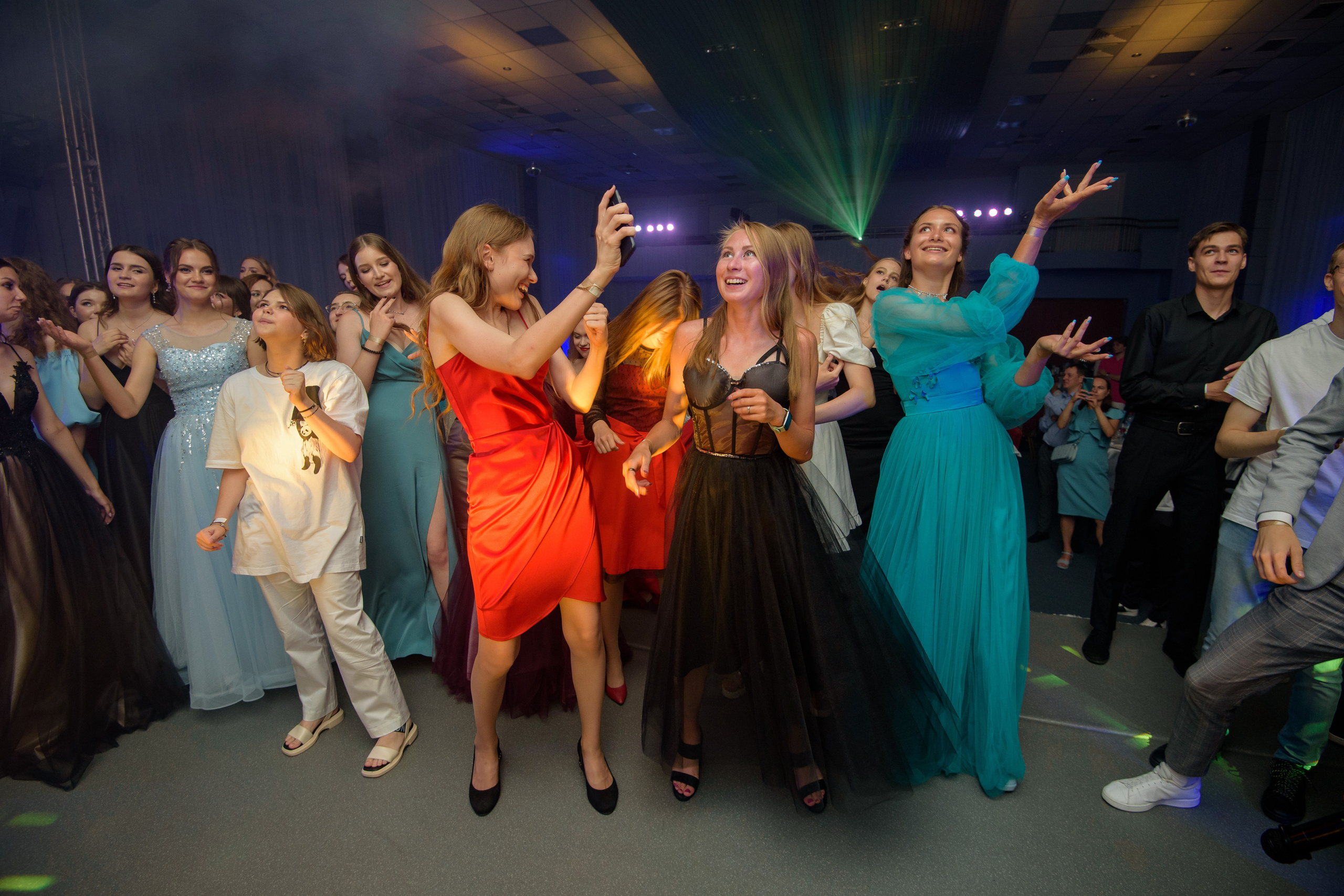 Выпускной. Фотографы Ивановы Краснодарский край