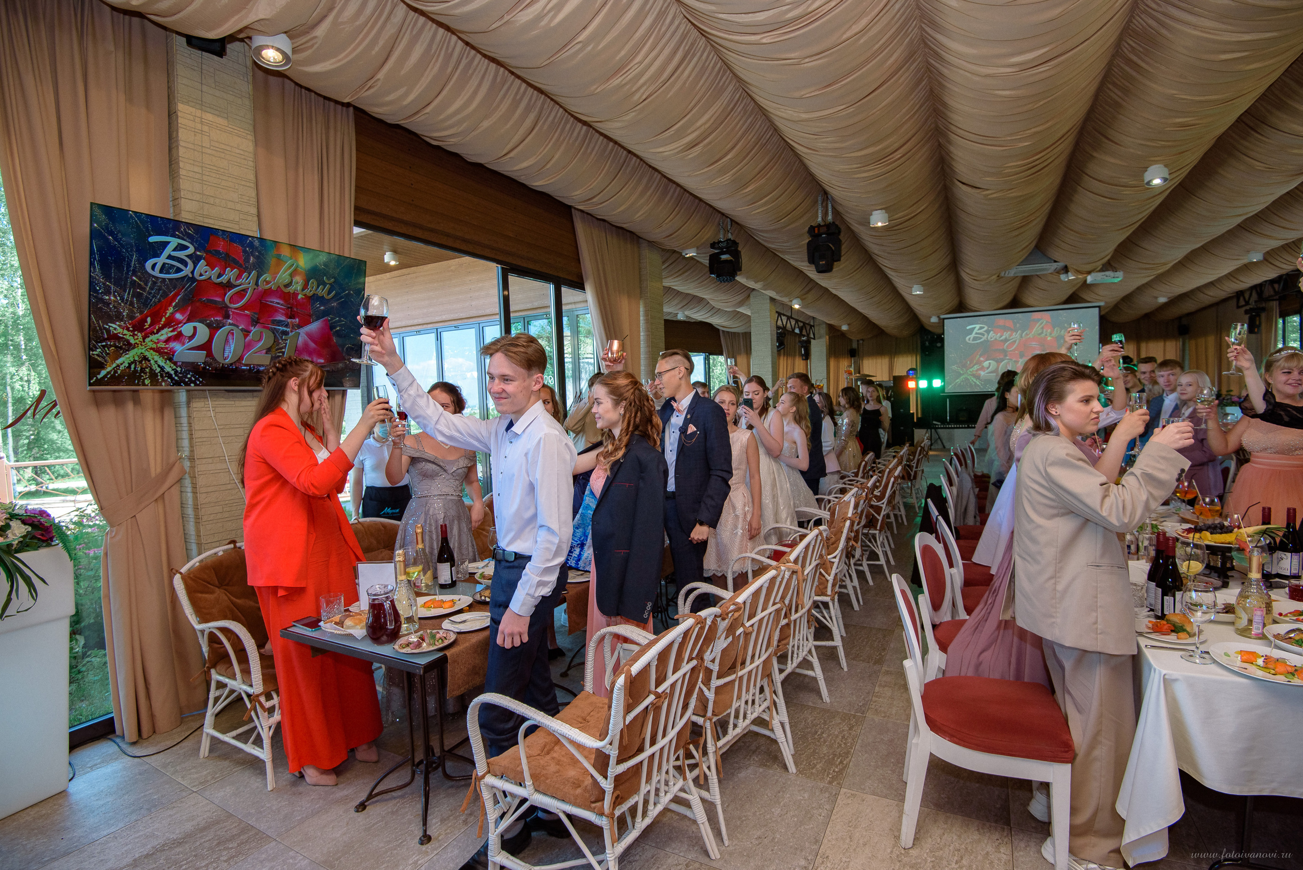 Выпускной. Фотографы Ивановы Краснодарский край