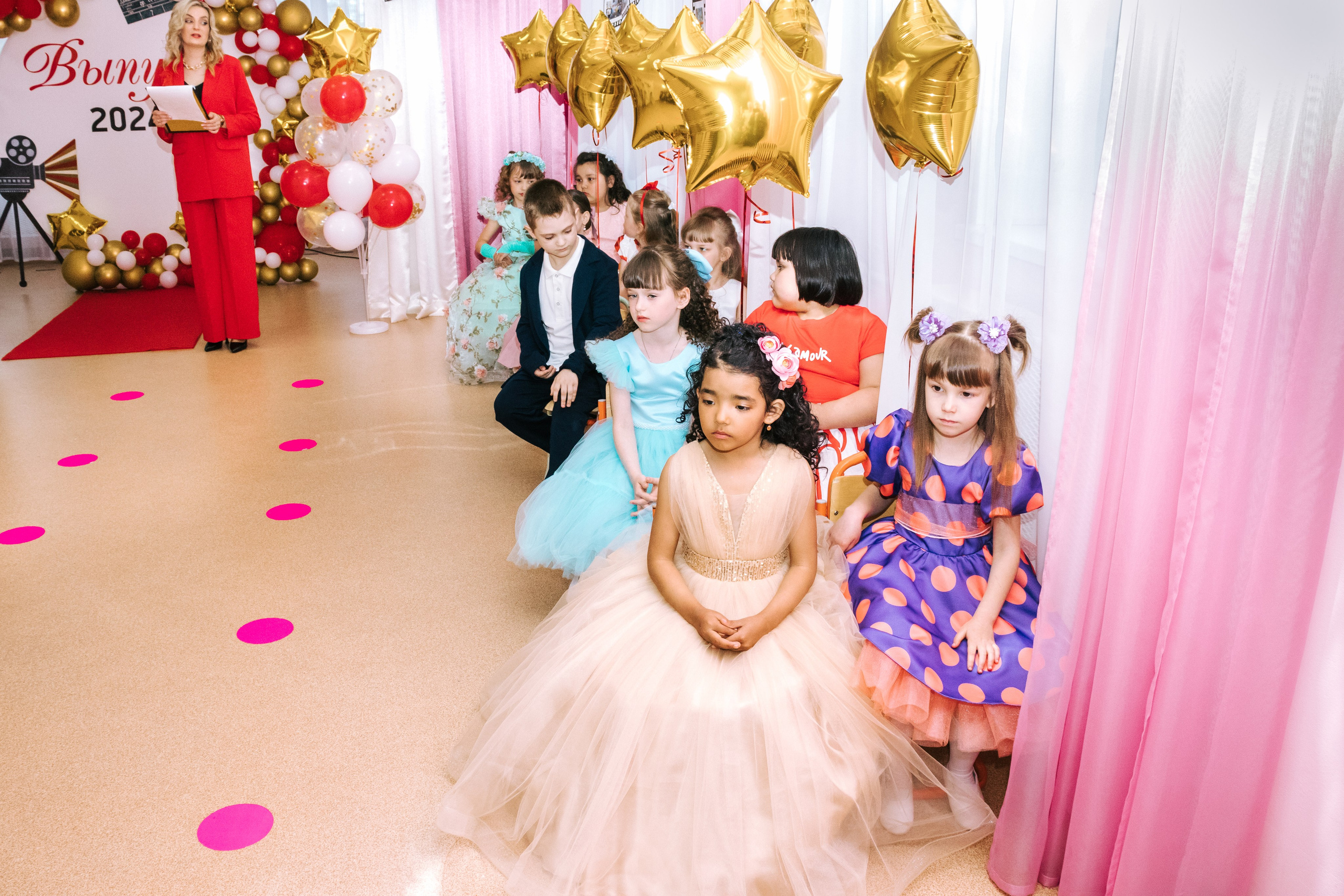 Фотограф на выпускной Детского сада Томск. Фотограф в Томске Дарья Пучкина