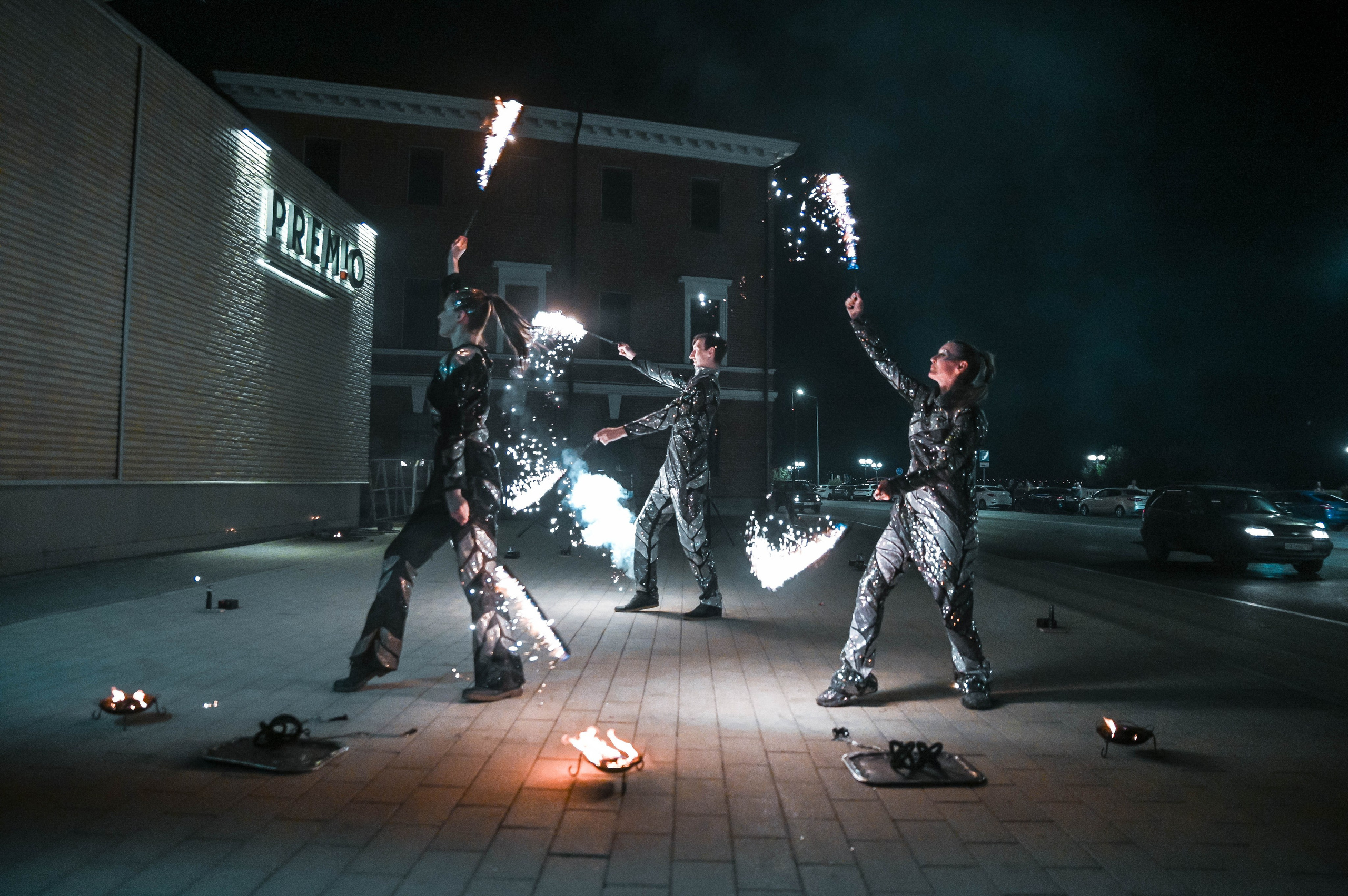 VIP Show 3 артиста 35000 руб. Огненно-пиротехническое шоу, салюты, пиротехника на ваш праздник!