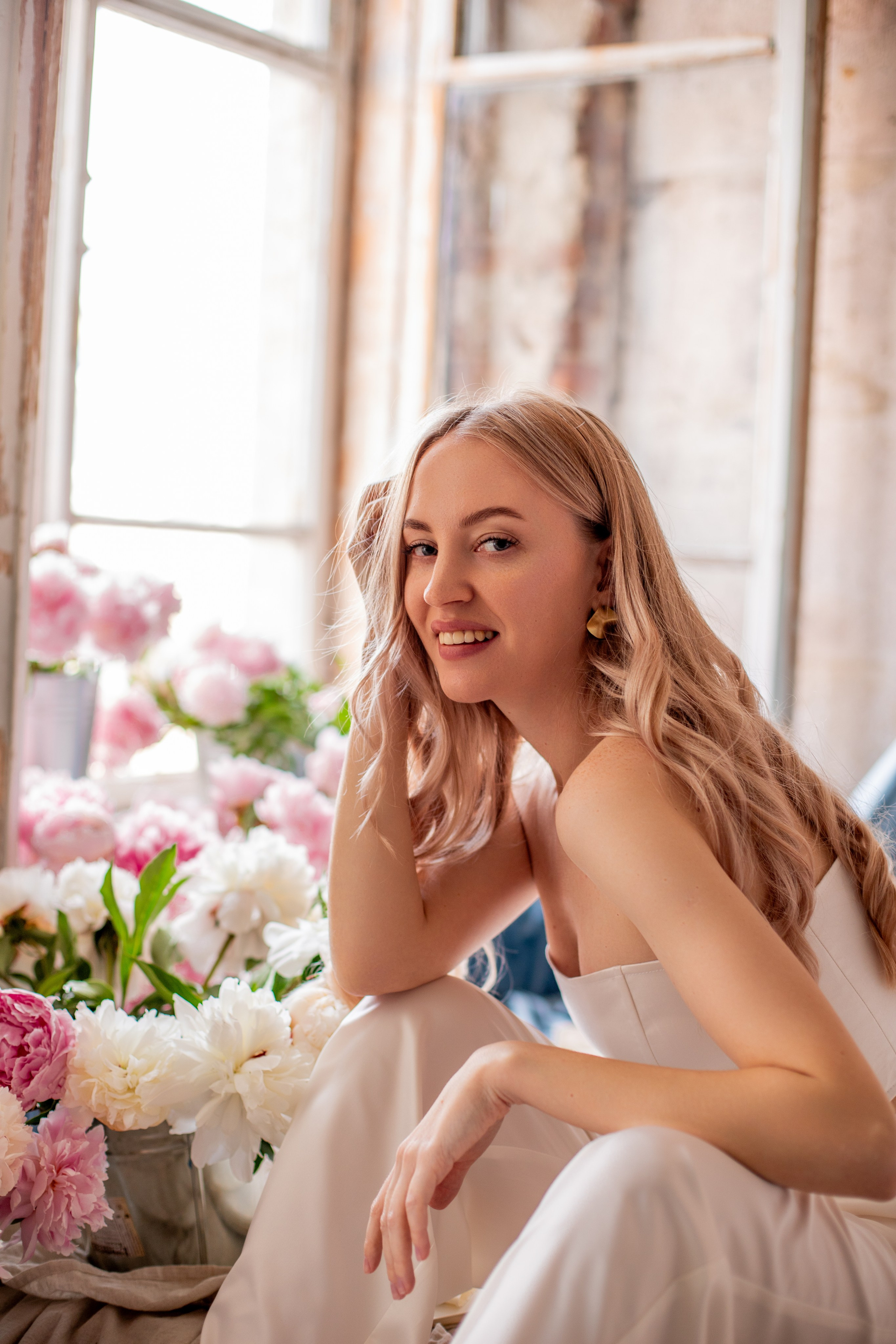 Съемка в живых пионах. Семейный и индивидуальный фотограф в Ростове-на-Дону