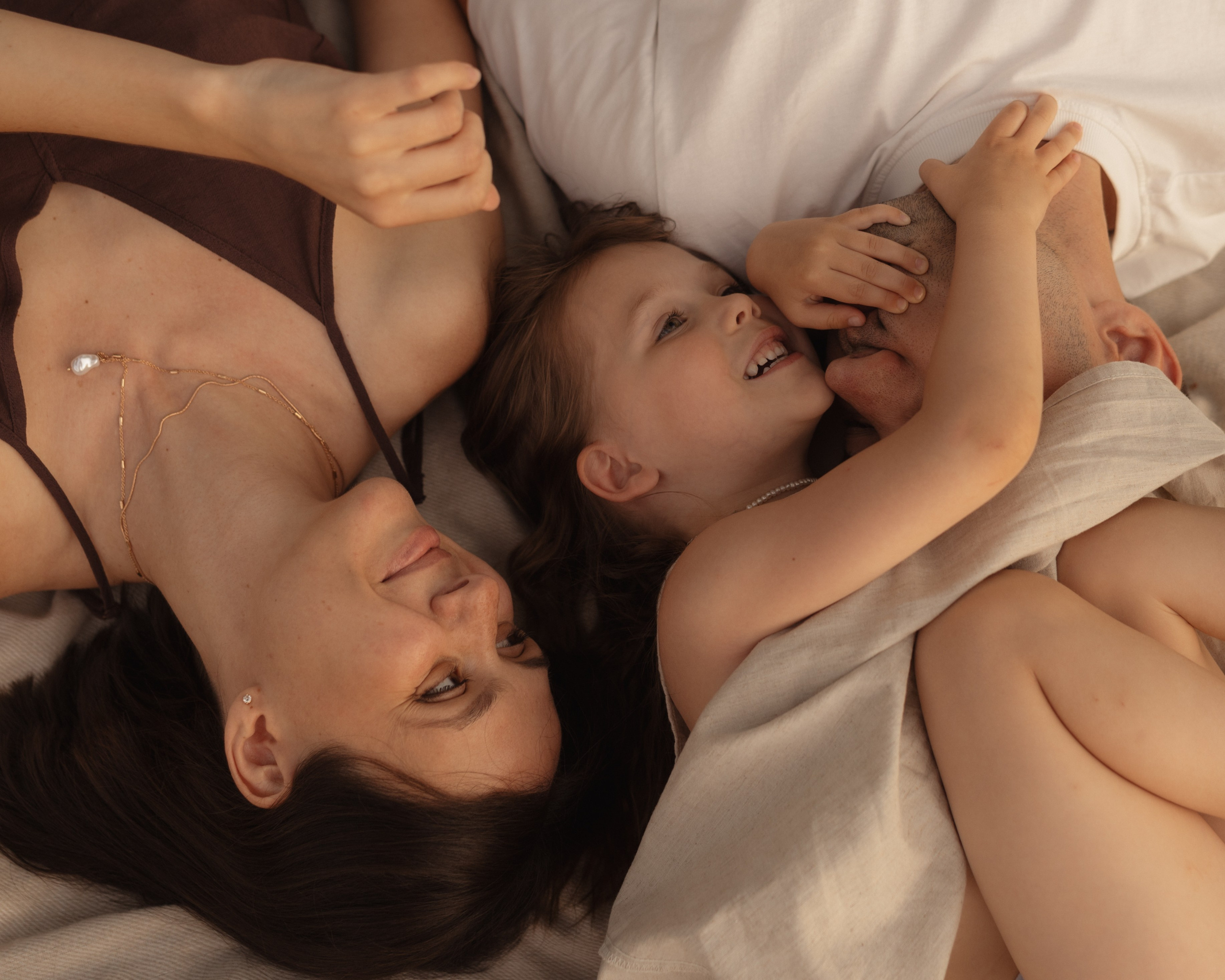 Лена, Артем и Янчик | с. Ленинское. Фотограф в Новосибирске Диана Ильиных