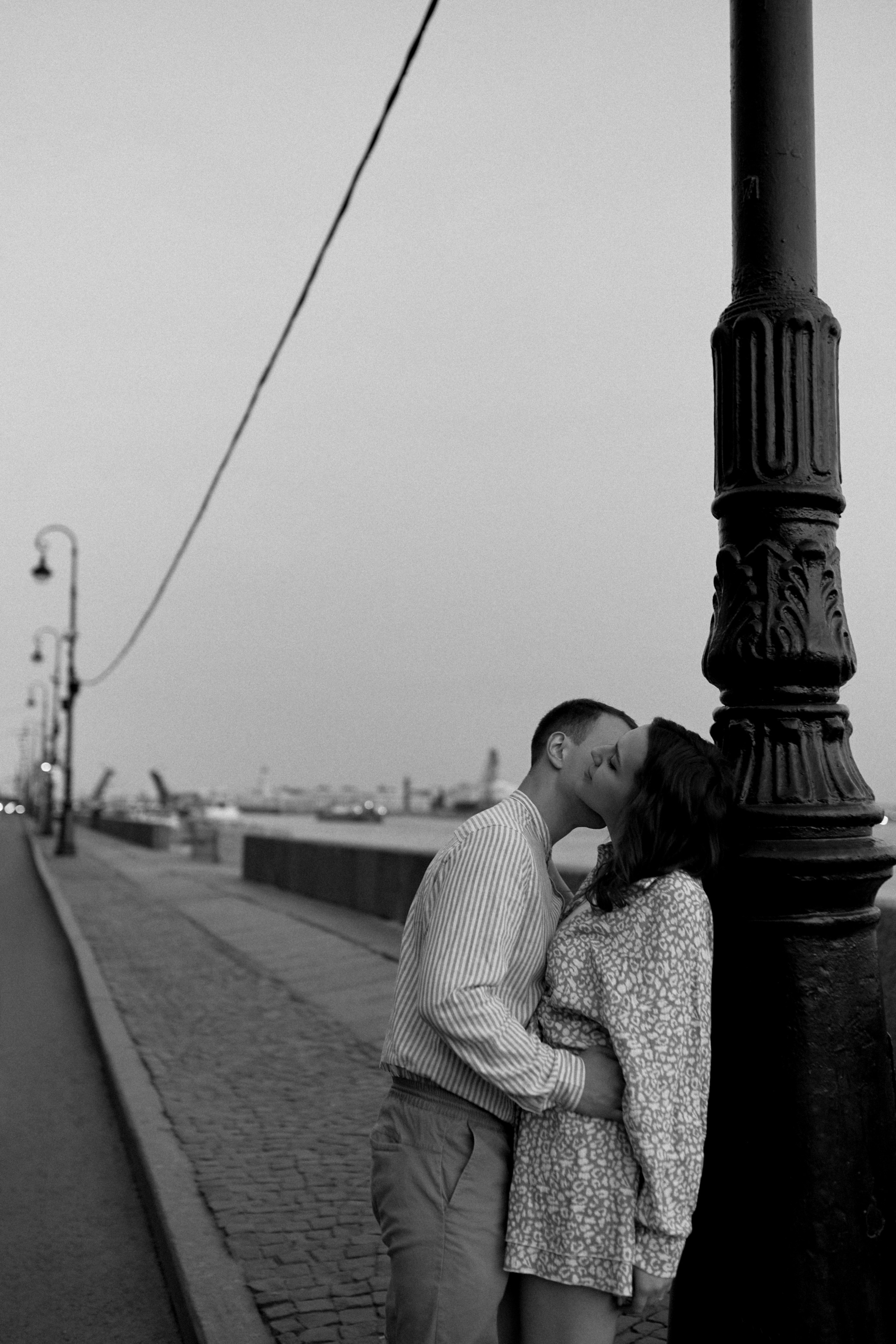 Фотосессия на разводных мостах в Питере. Сестры Карабаза. Фотографы и ретушеры в Москве и Санкт-Петербурге