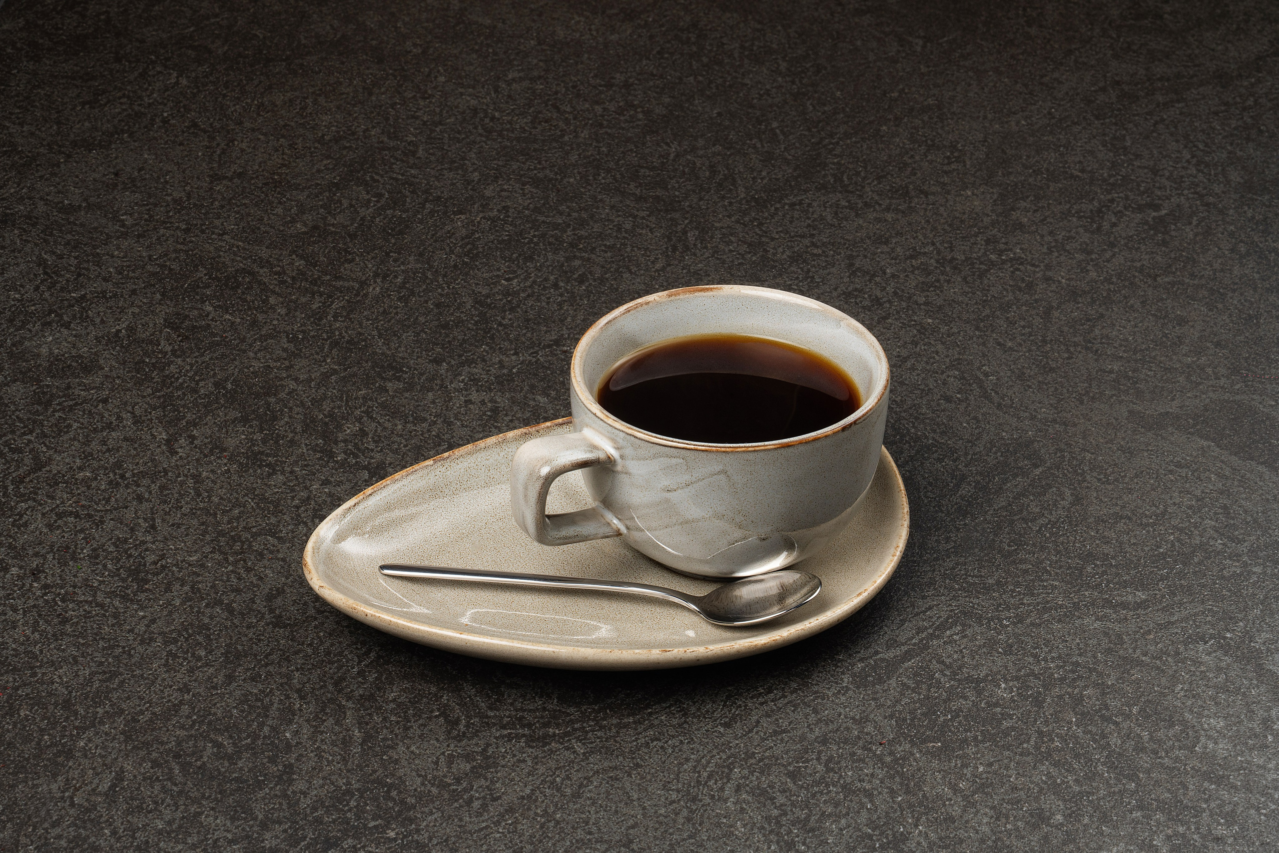 Auria (Commercial retouch). Илья Игнатченко — фотограф, ретушер