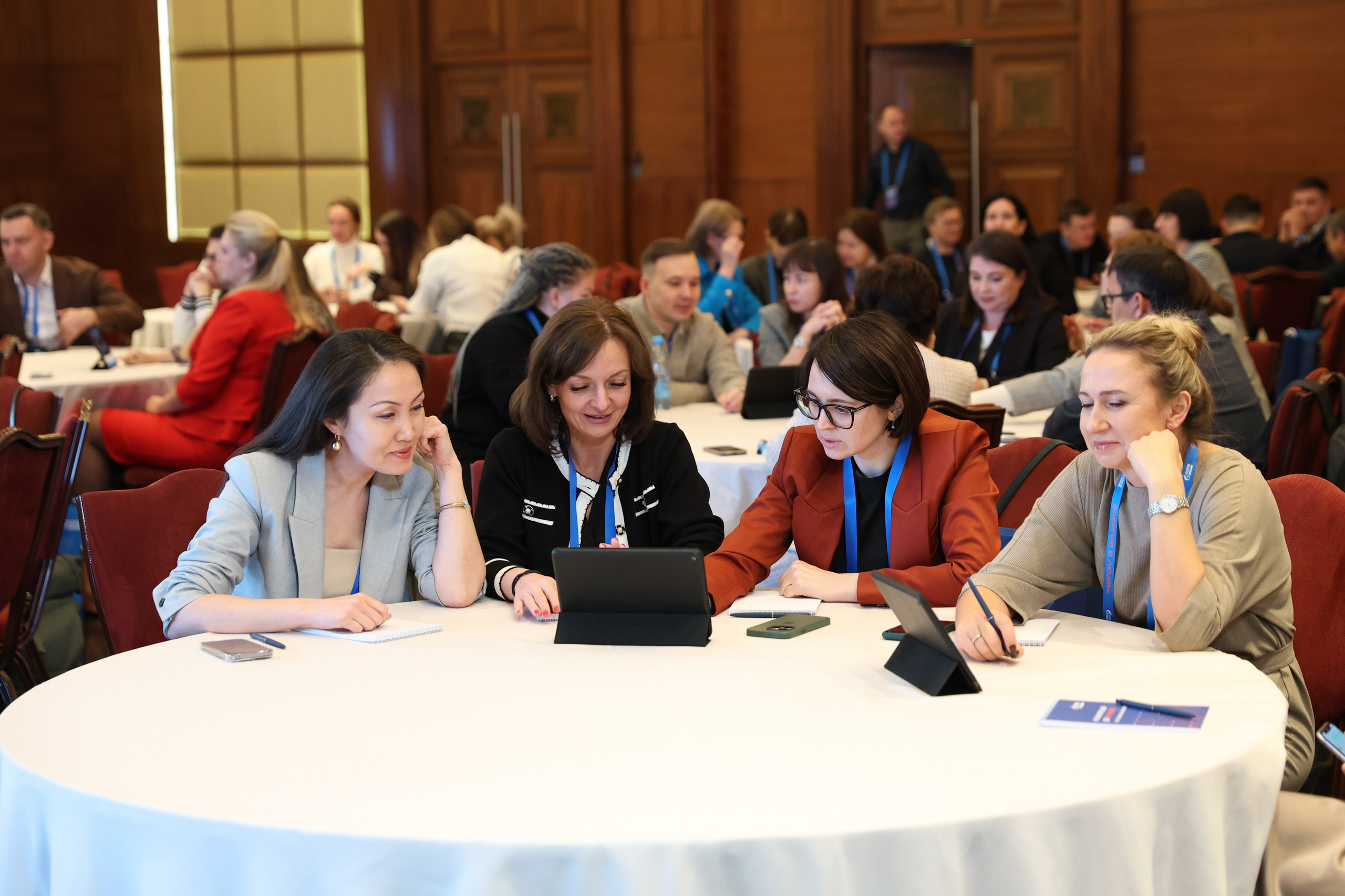 Конференция «Партнер» от Газпромнефть. Фотограф Дарья Попова