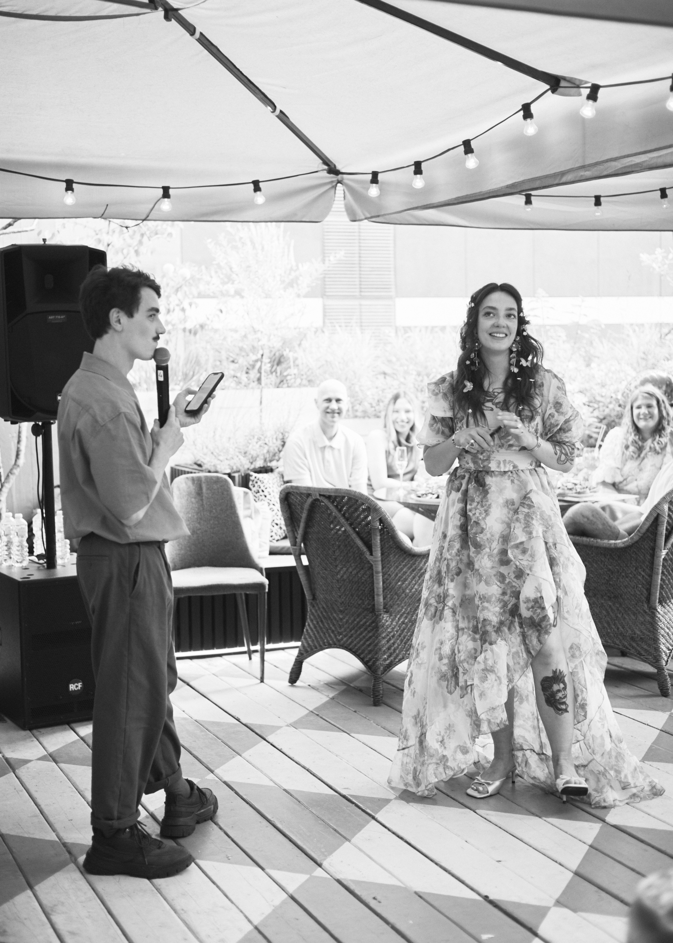 Бумажные украшения и блестки* Костя & Наташа. Фотограф Чугунов Александр