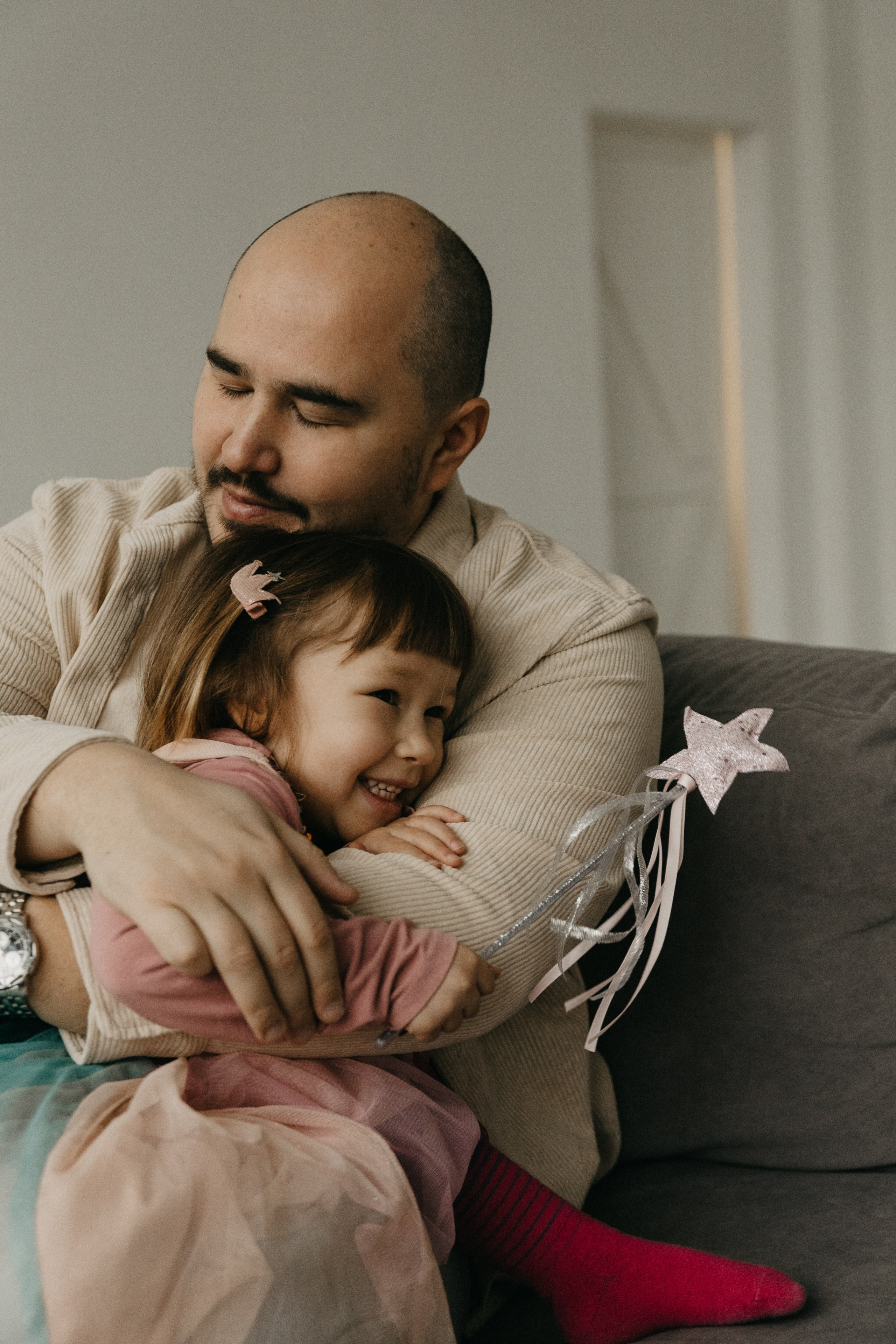 Мика, Саша, Сара. Главная