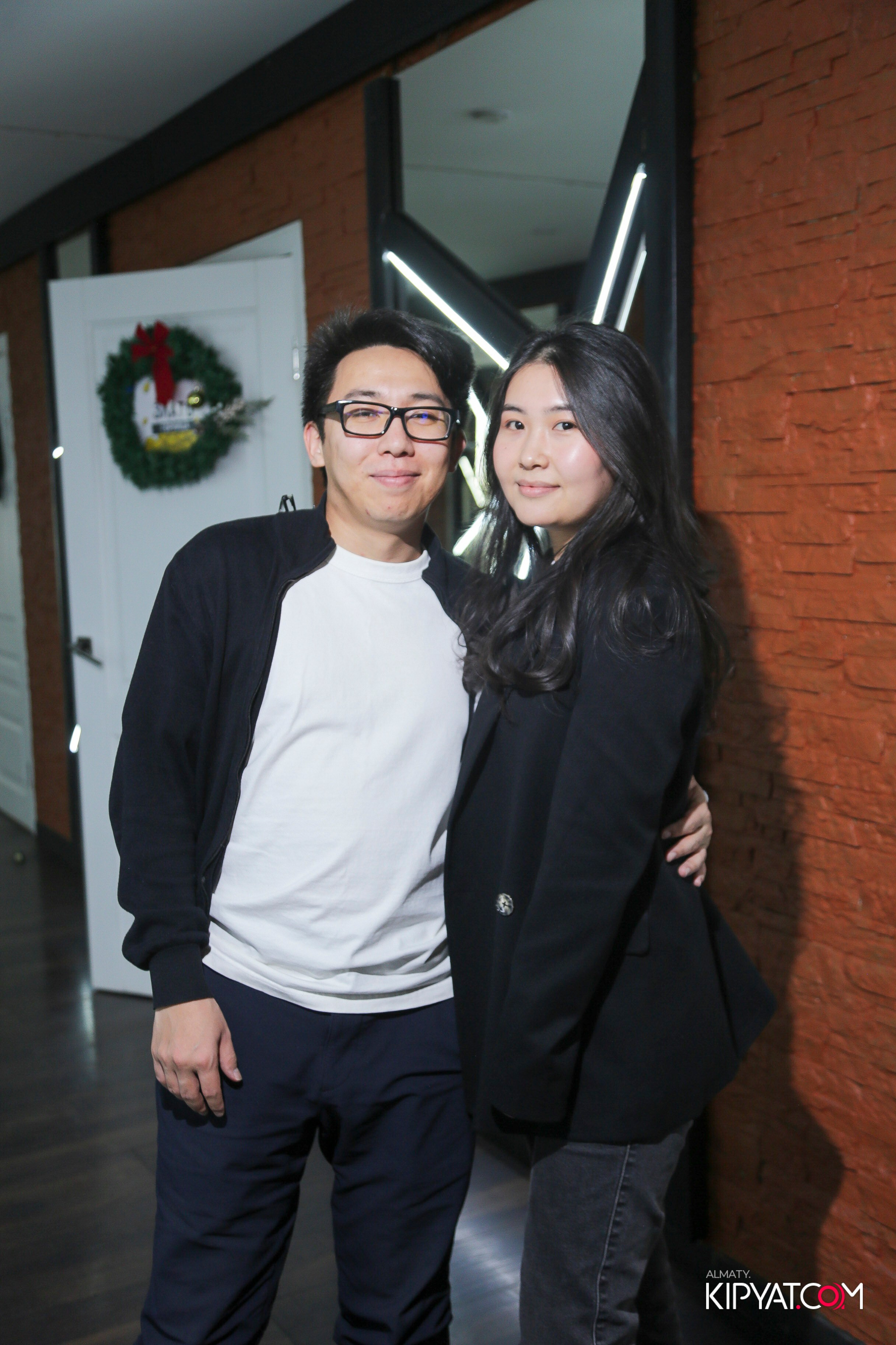 УХО И МЕДВЕДЬ НА САИНА. КИПЯТКОМ АЛМАТЫ! Фотосъемка мероприятий в Алматы