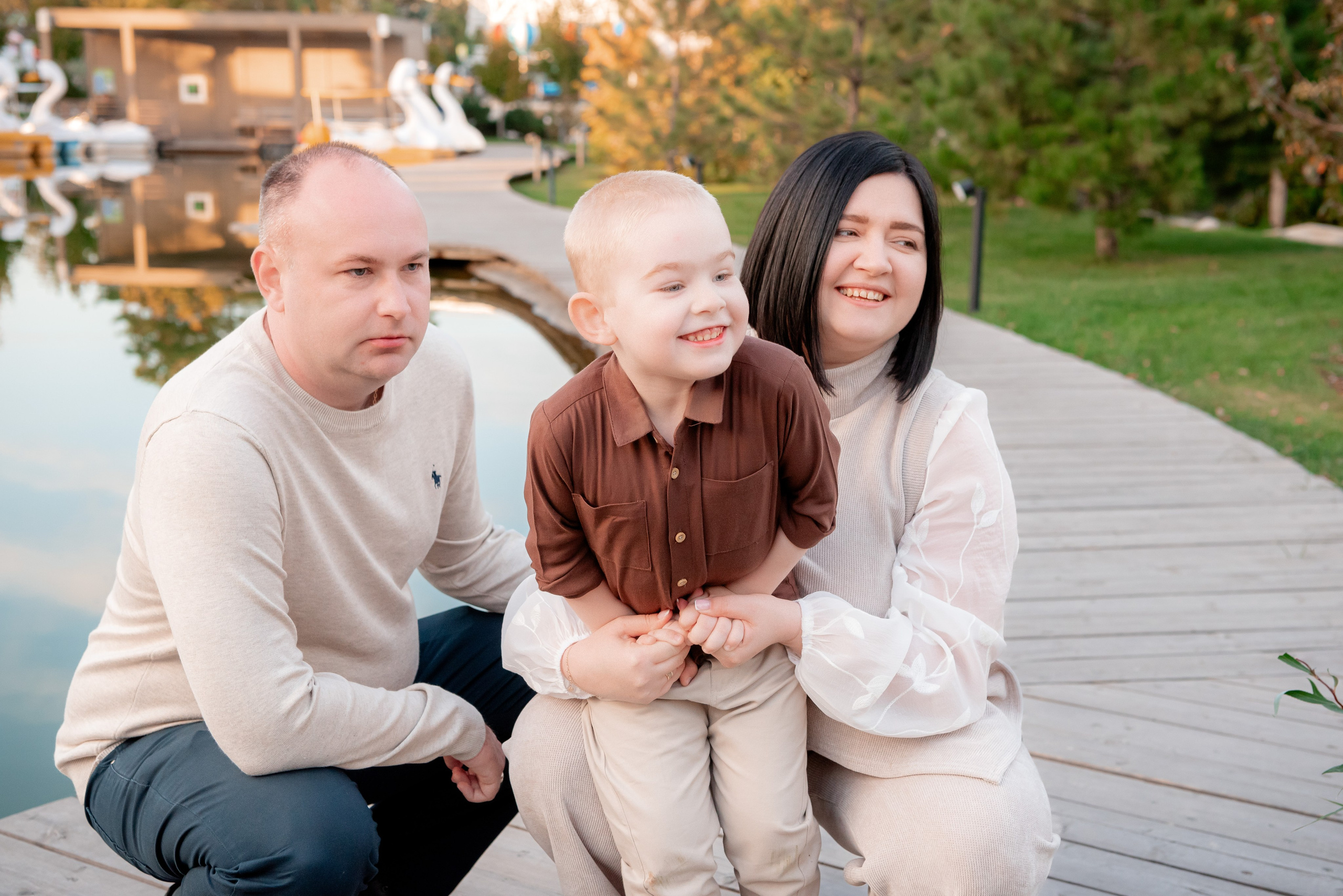 Семья в ЦПКиО. Фотограф в Волгограде и Волжском Александр Горбань