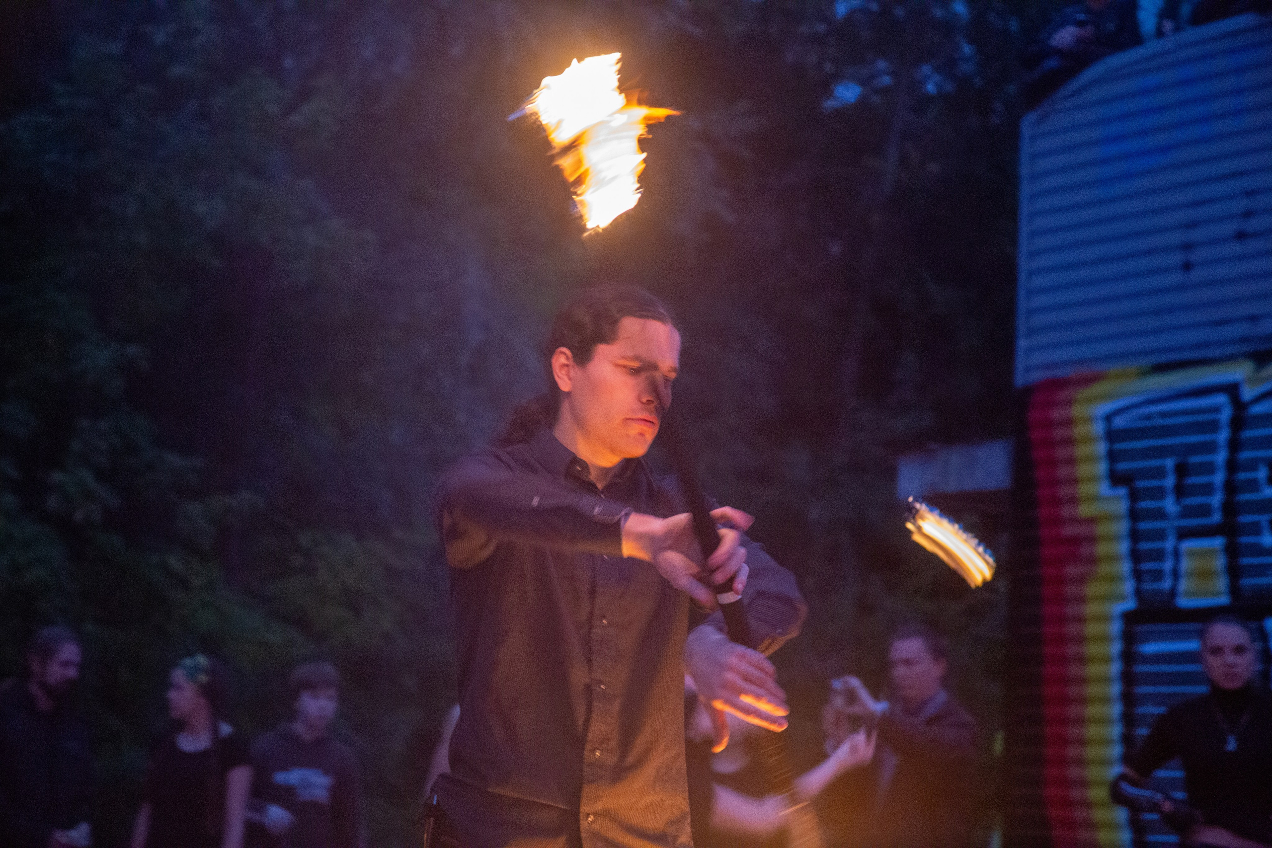 Огненное шоу в Перми. Фотограф Никита Попов. Фотограф Пермь. Фотосессия в фотостудии Перми и на свежем воздухе
