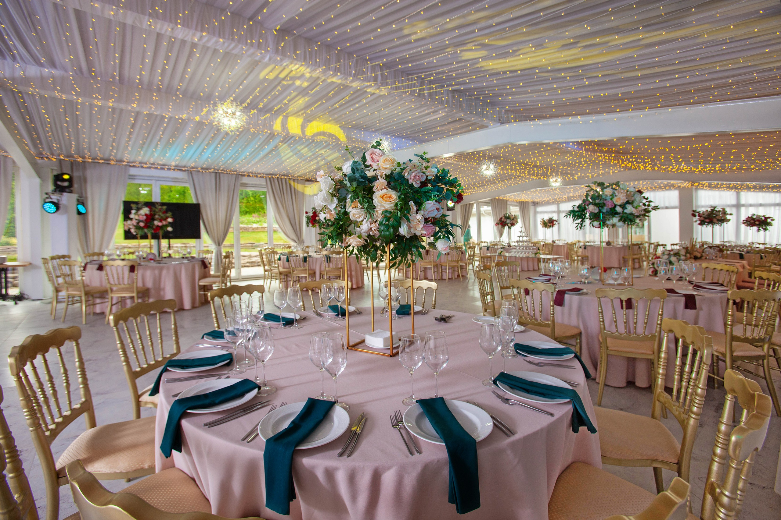 Площадка № 4-9. Свадебный организатор Москва