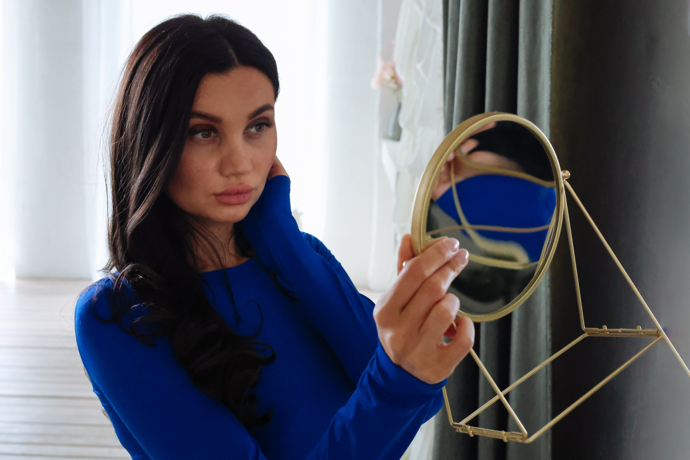 ЖЕНСКИЕ ПОРТРЕТЫ СТУДИЯ 2025. Фотограф Красноярск съемки лавстори, фотосессия в студии, портретная съемка, творческие фотосессии