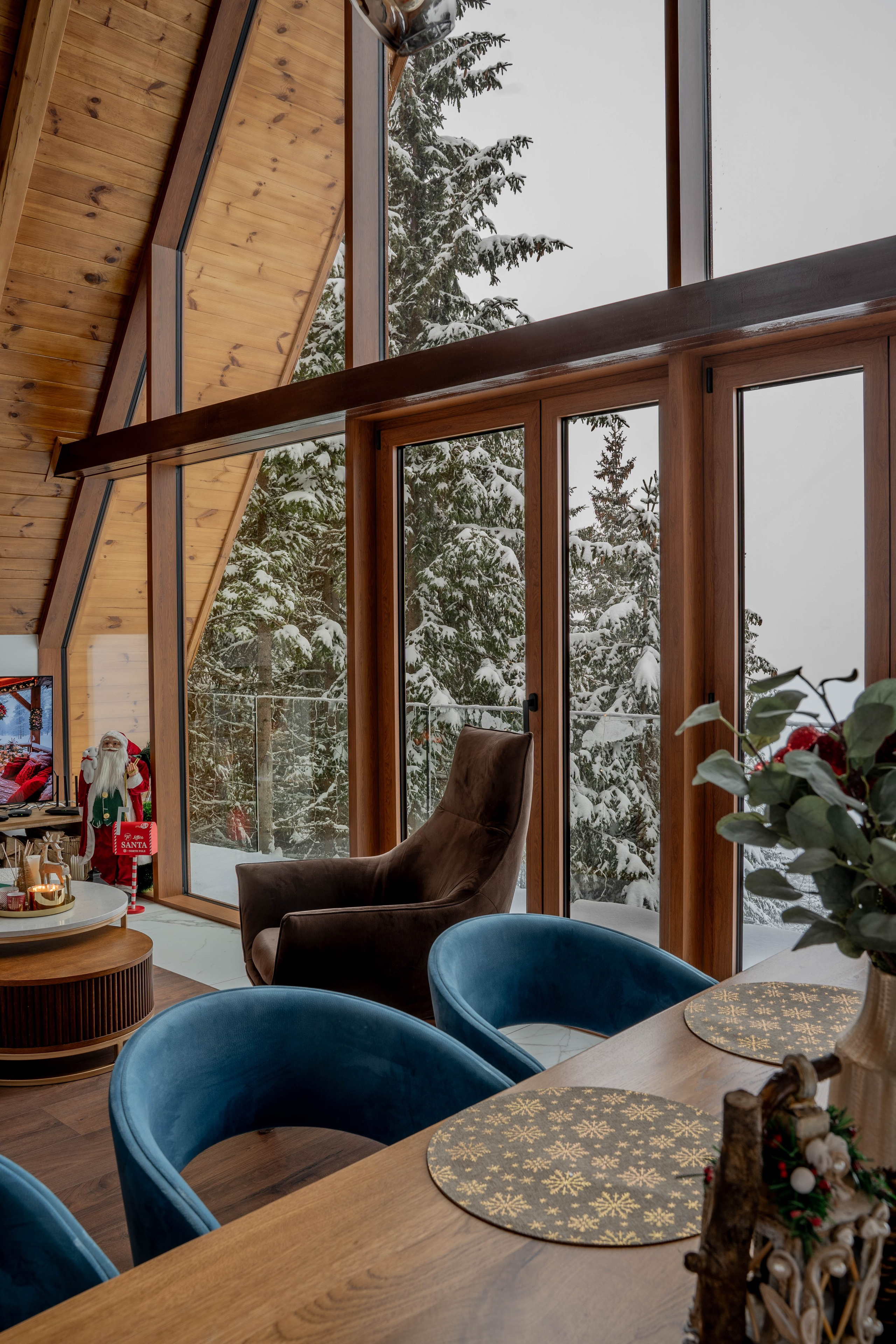 Sofia Kop. Photographer Liana Sudets Serbia Kopaonik Brzece Brus