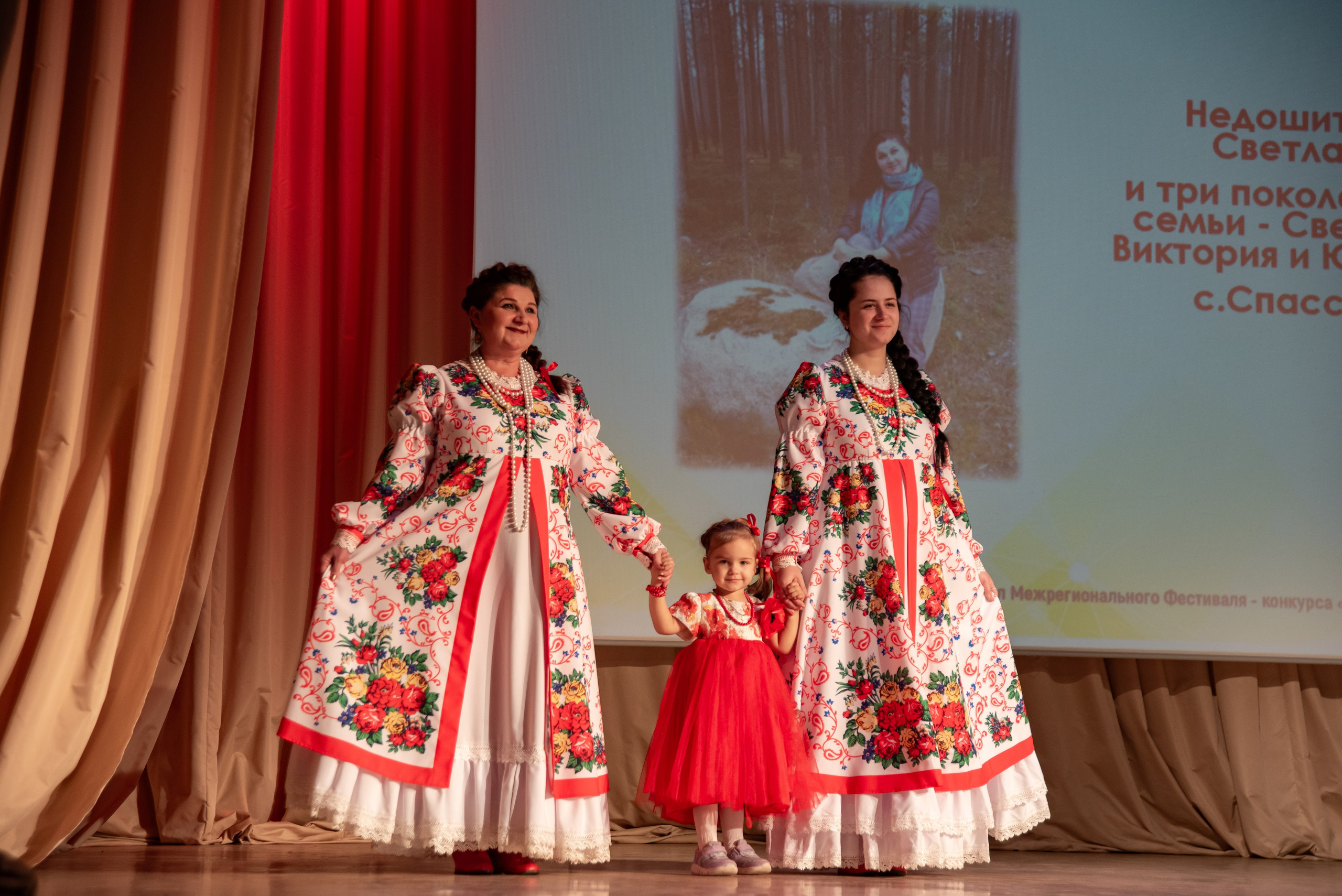 Репортажная съёмка концерта в Нижнем Новгороде. Фотограф Макс Огурцов в Нижнем Новгороде