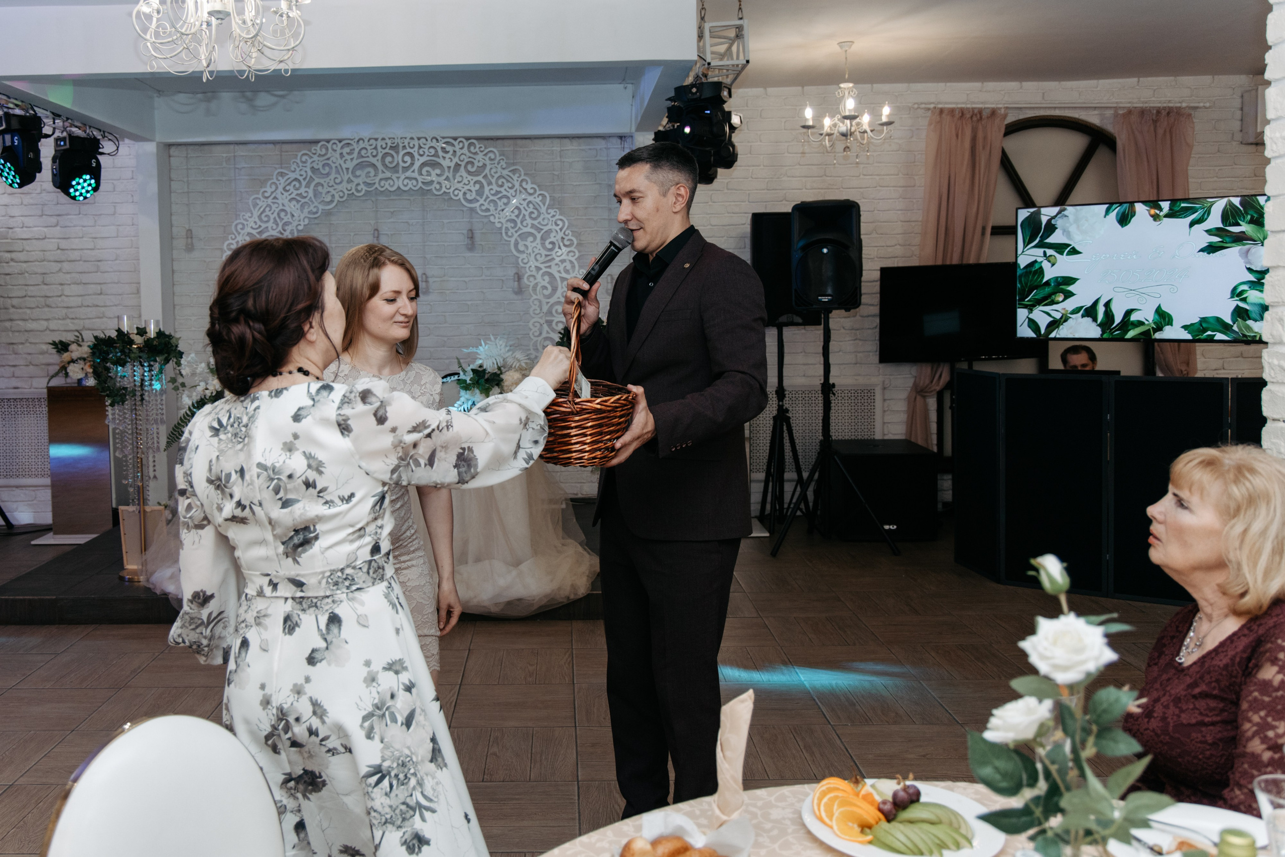 Диана и Сергей (полный день). Фотограф в Барнауле Юлия Садвокасова