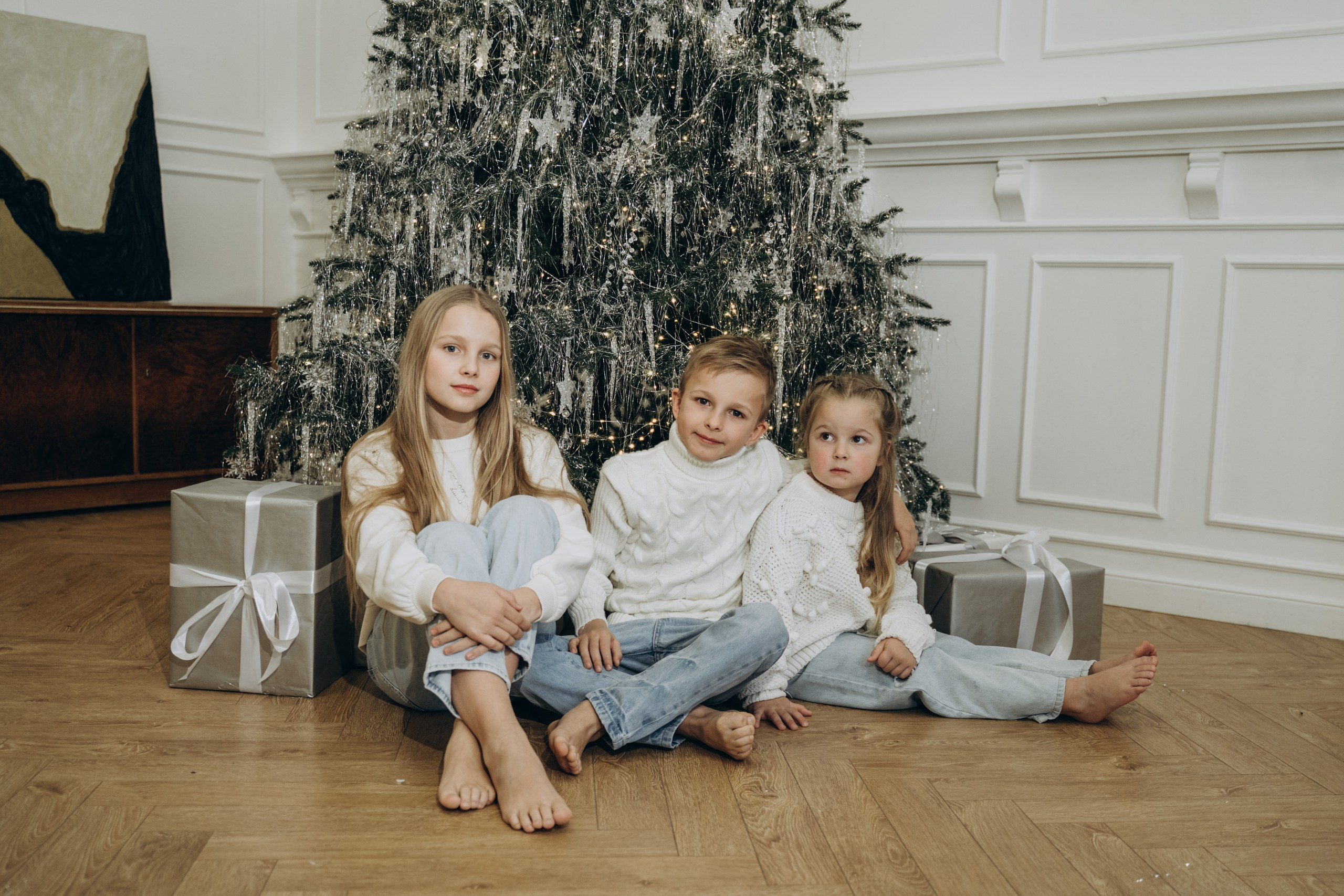 Семейная фотосессия в студии в Дмитрове. Свадебный фотограф в Дмитрове