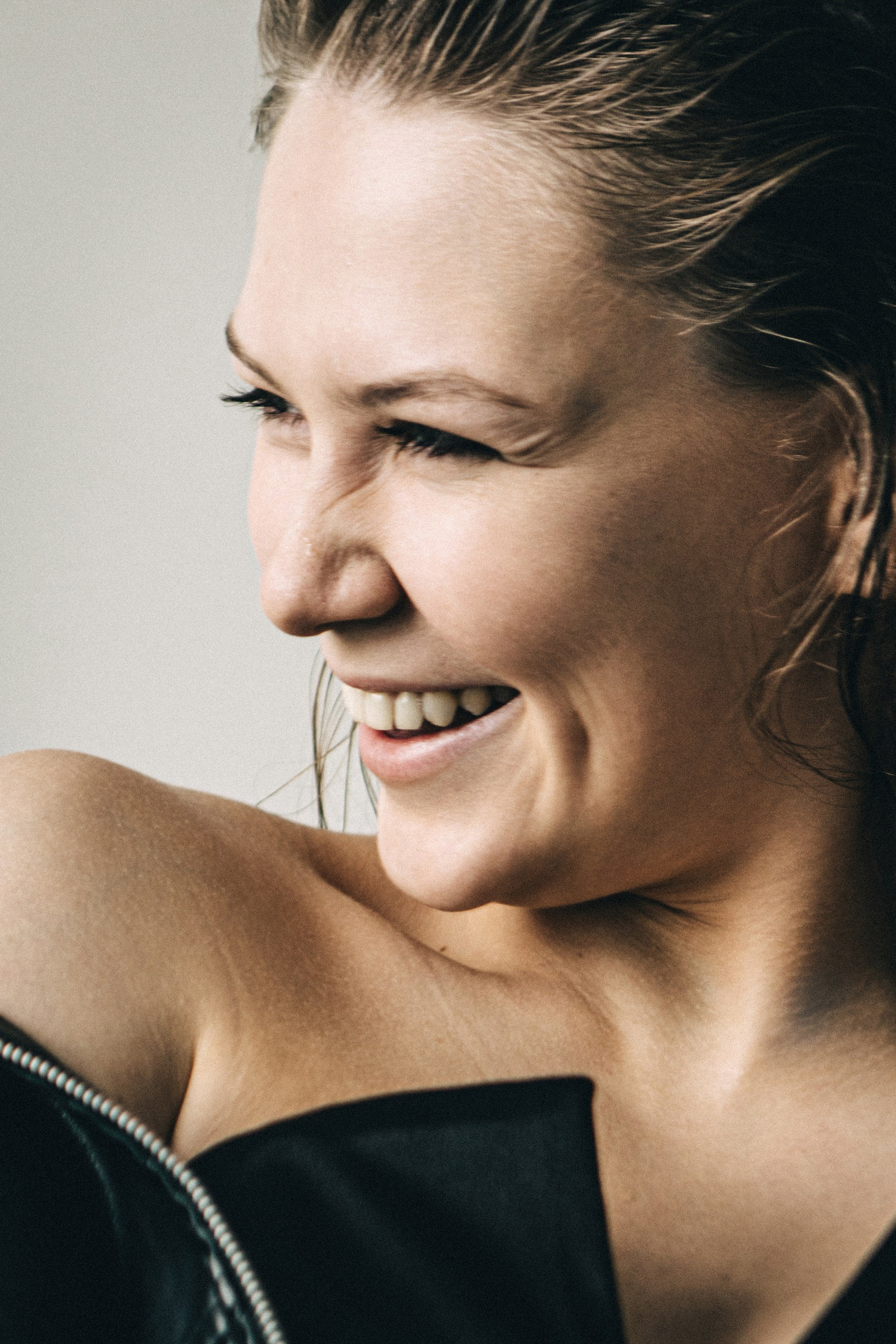 Оля. Главная