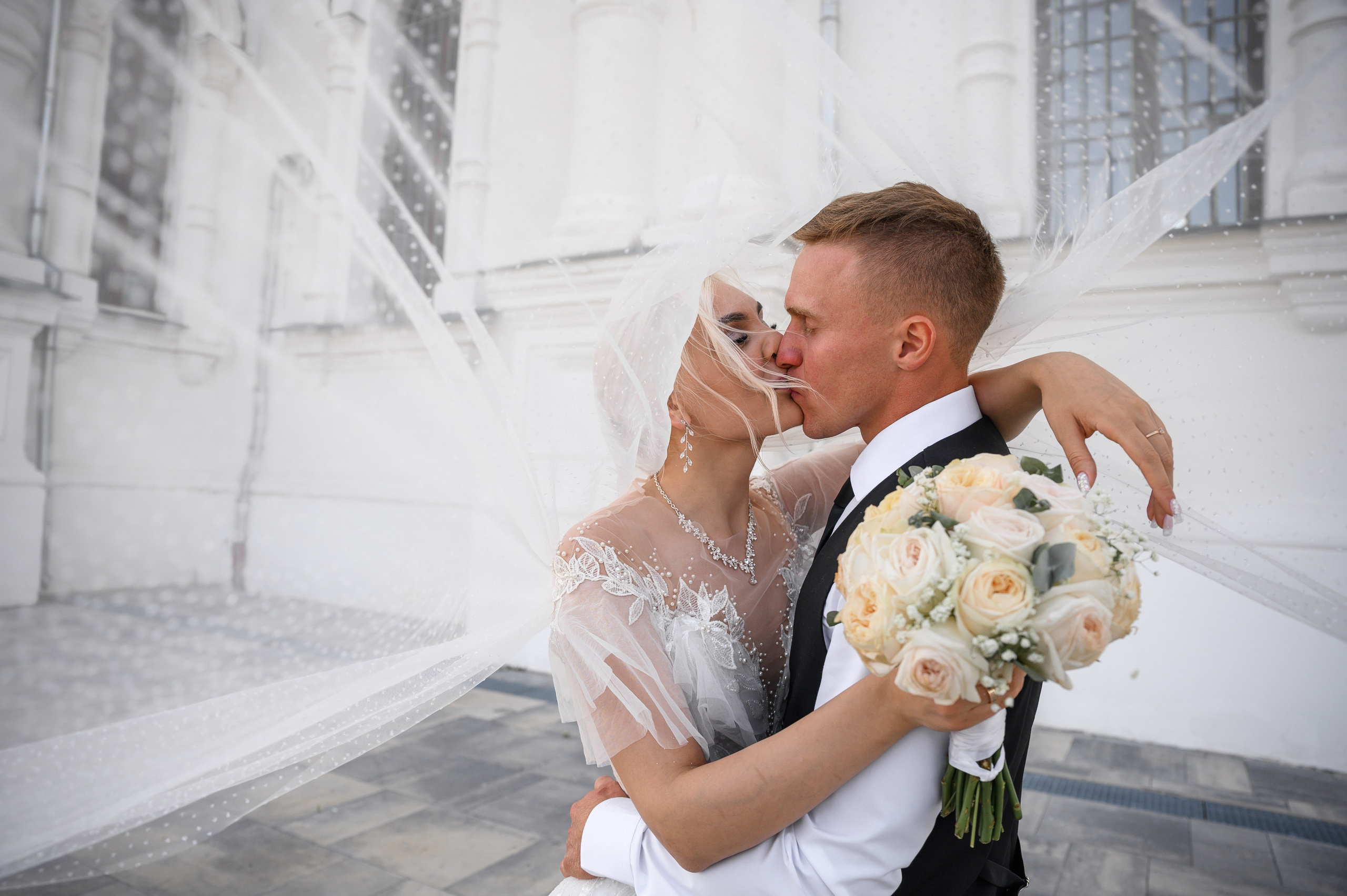 Свадебная фотосессия гостиничный комплекс Бережки Холл. Свадебный фотограф Москва Юрий Кульман