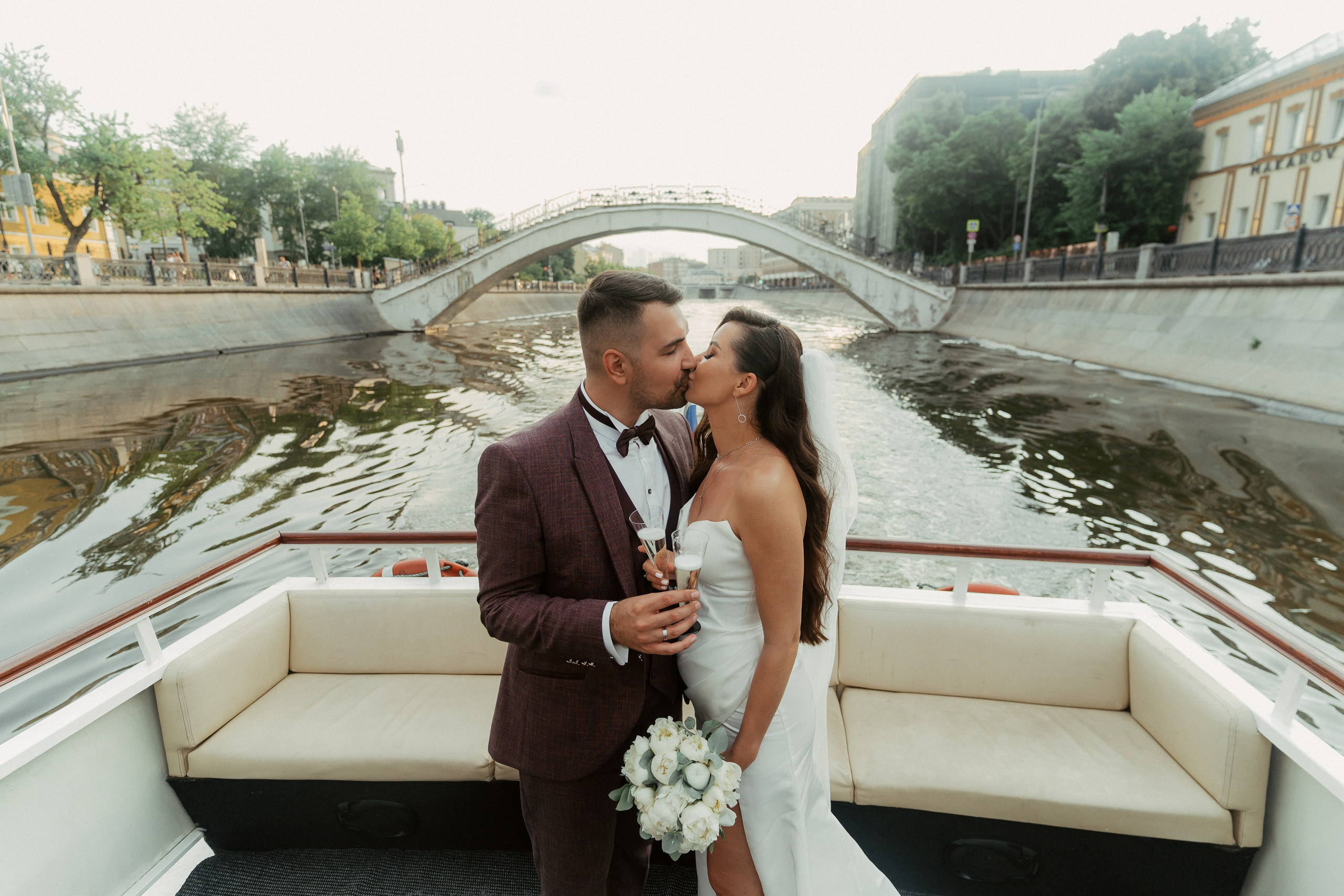 Артем и Евгения. Фотограф Никита Анкудинов. Москва — Чебоксары — Казань