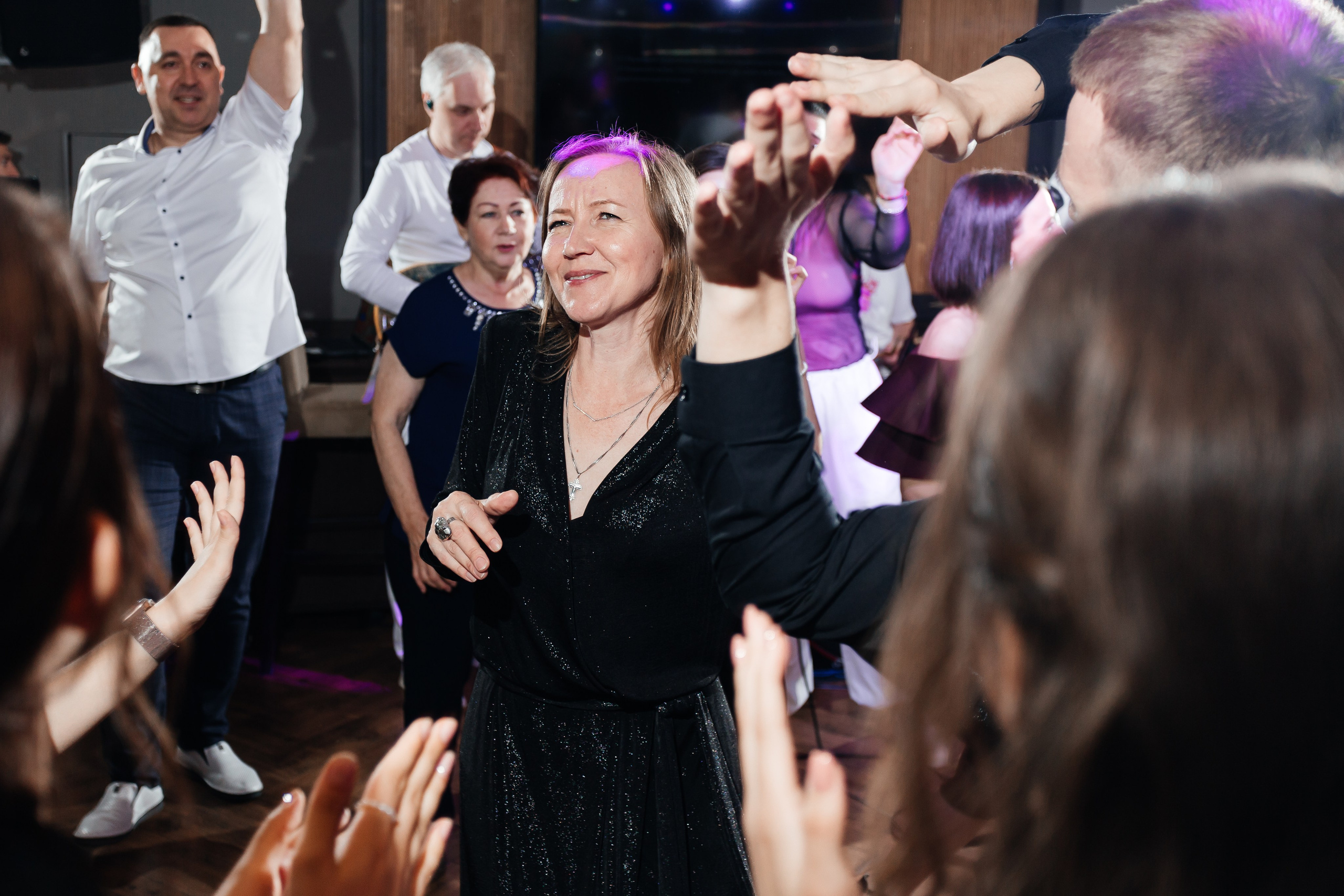 Выпускной 11 «А». Школа № 42. Свадебный фотограф в Краснодаре Николай Крауз