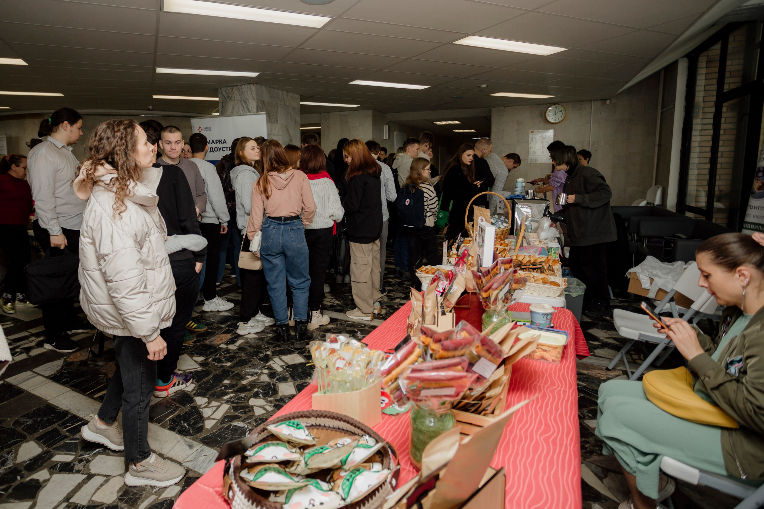 Ярмарка вакансий. Деловая и Бизнес съемка в  Москве Инесса Грушко