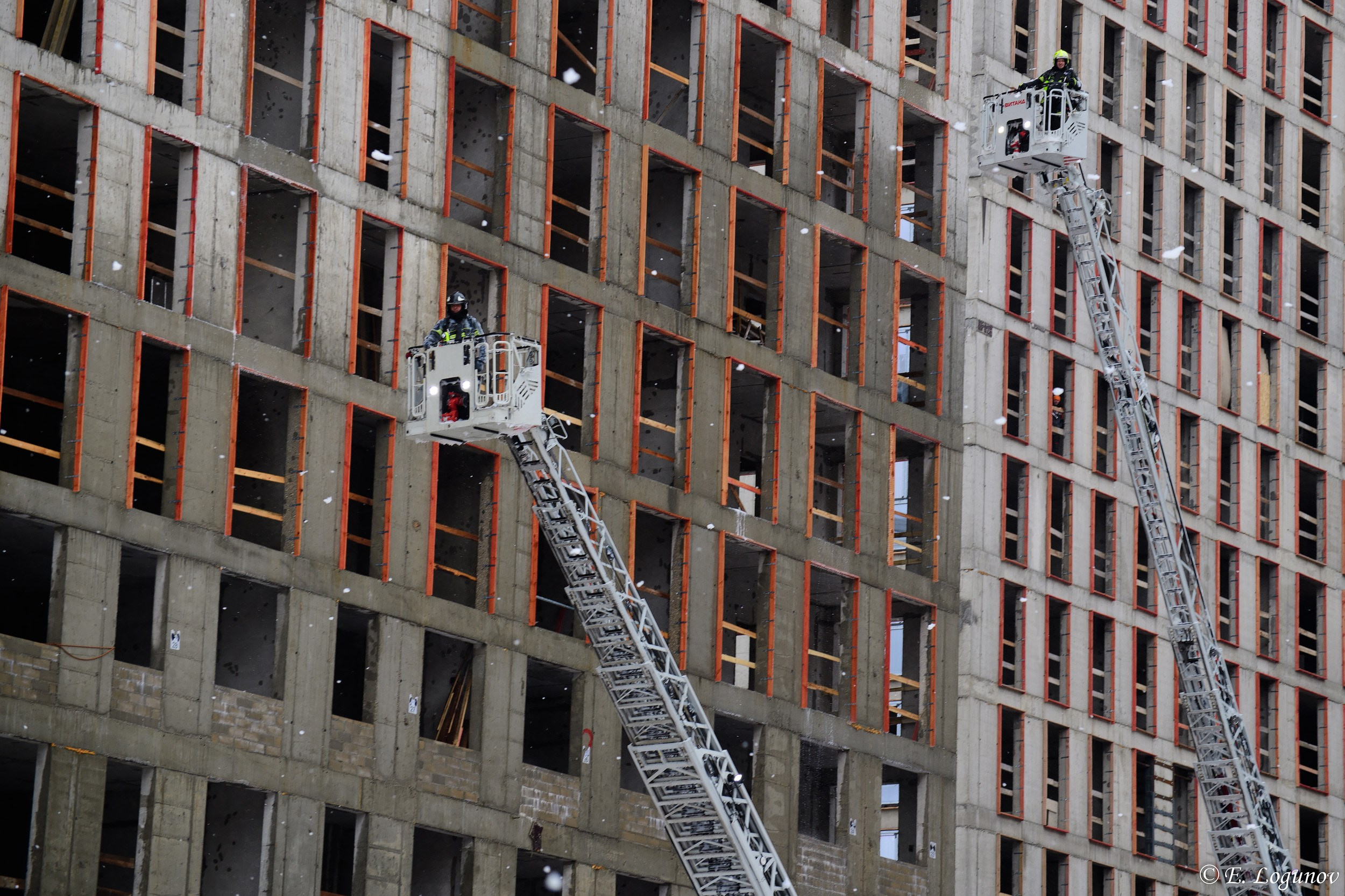 Комплексные пожарно-тактические учения «Действия органов управления, сил и средств МГСЧС по отработке вопросов ликвидации чрезвычайной ситуации, возникшей в следствии пожара в высотном здании»