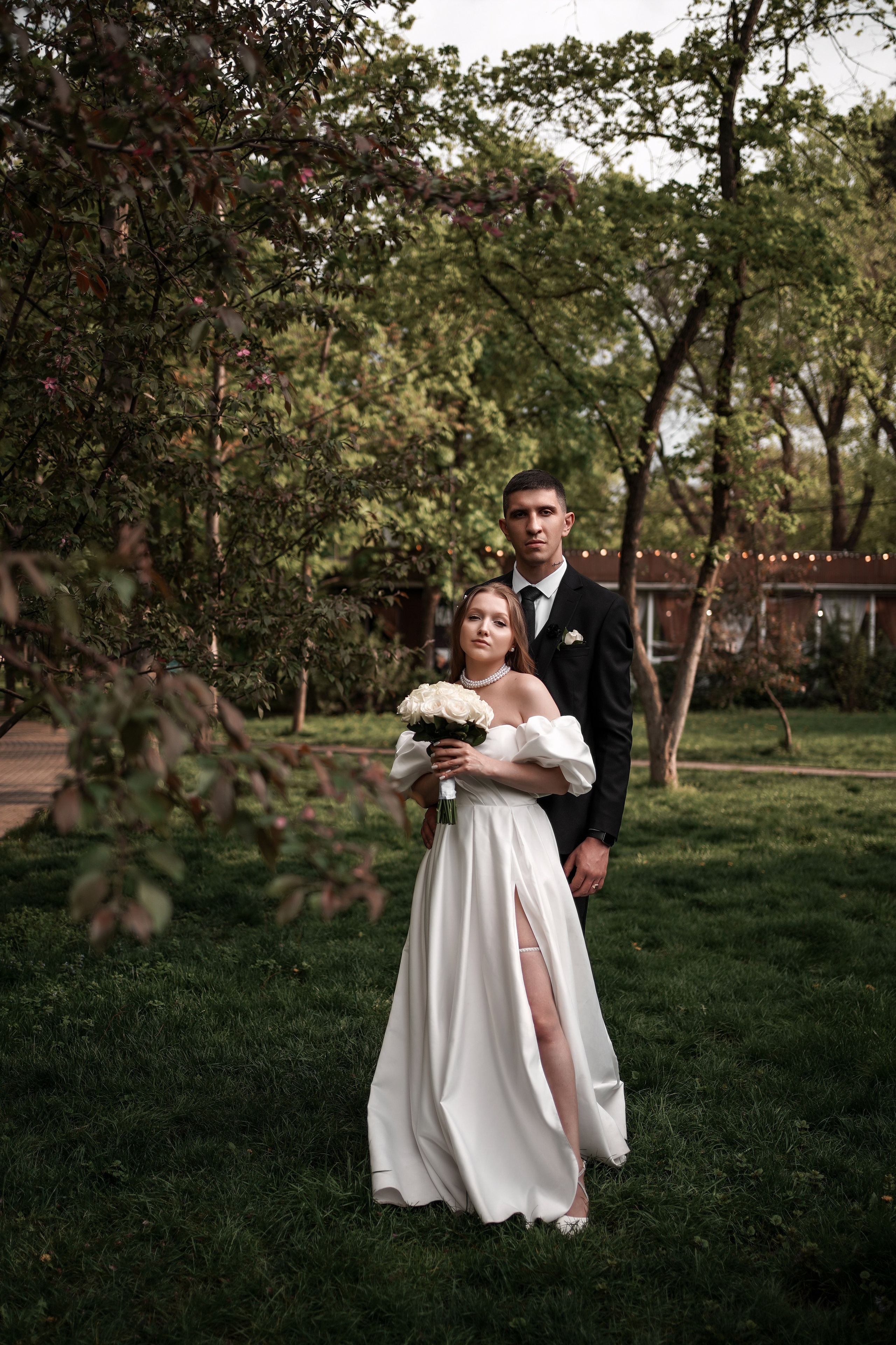 Свадебная прогулка Жанны и Рамиса в парке имени Октябрьской революции. Свадебный фотограф в Ростове-на-Дону. Таинство Крещения и Венчания, семейные фотосессии. Алёна Чёботова