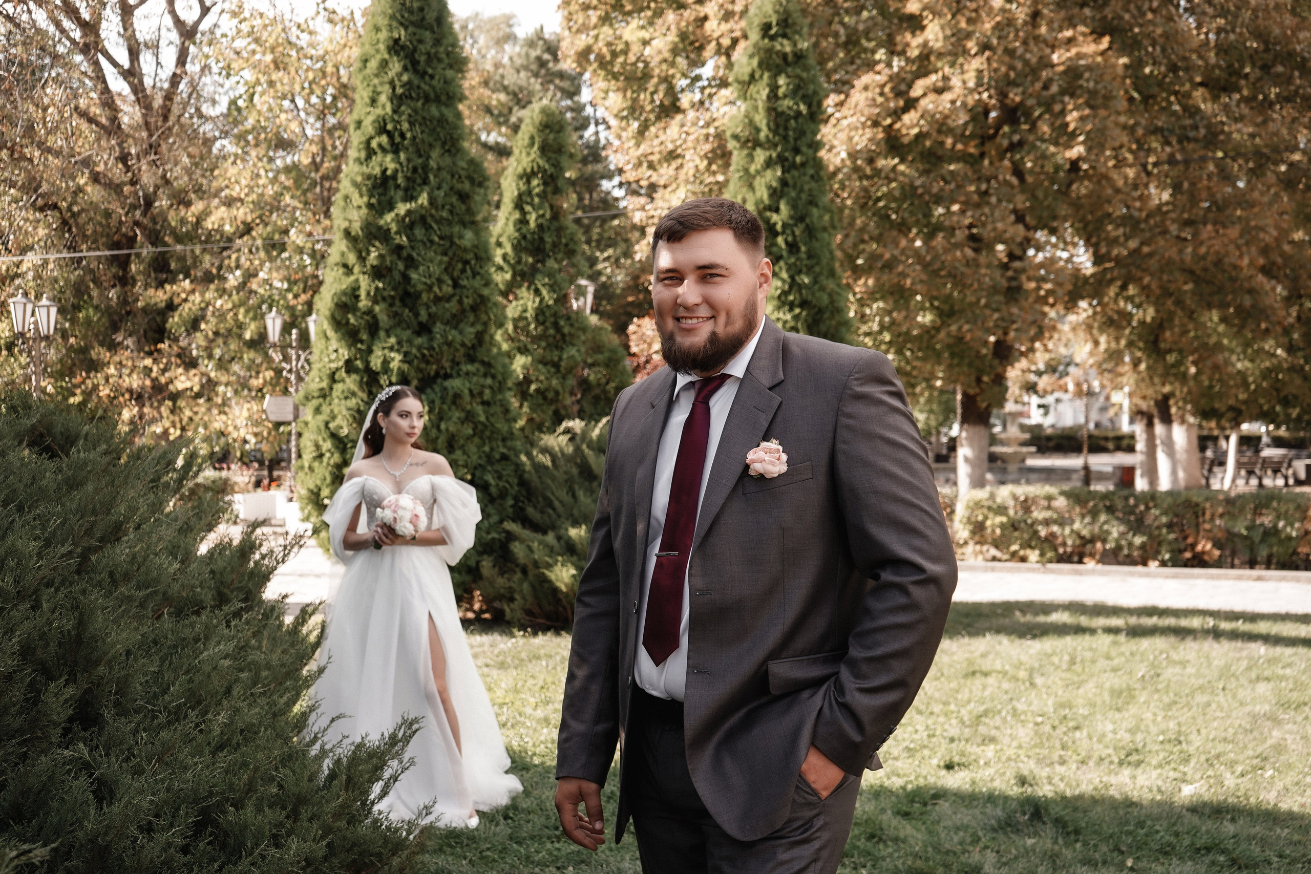Свадебная фотосессия в Новочеркасске. Александровский парк и Вознесенский войсковой всеказачий собор. Андрей и Елена. Свадебный фотограф в Ростове-на-Дону. Таинство Крещения и Венчания, семейные фотосессии. Алёна Чёботова