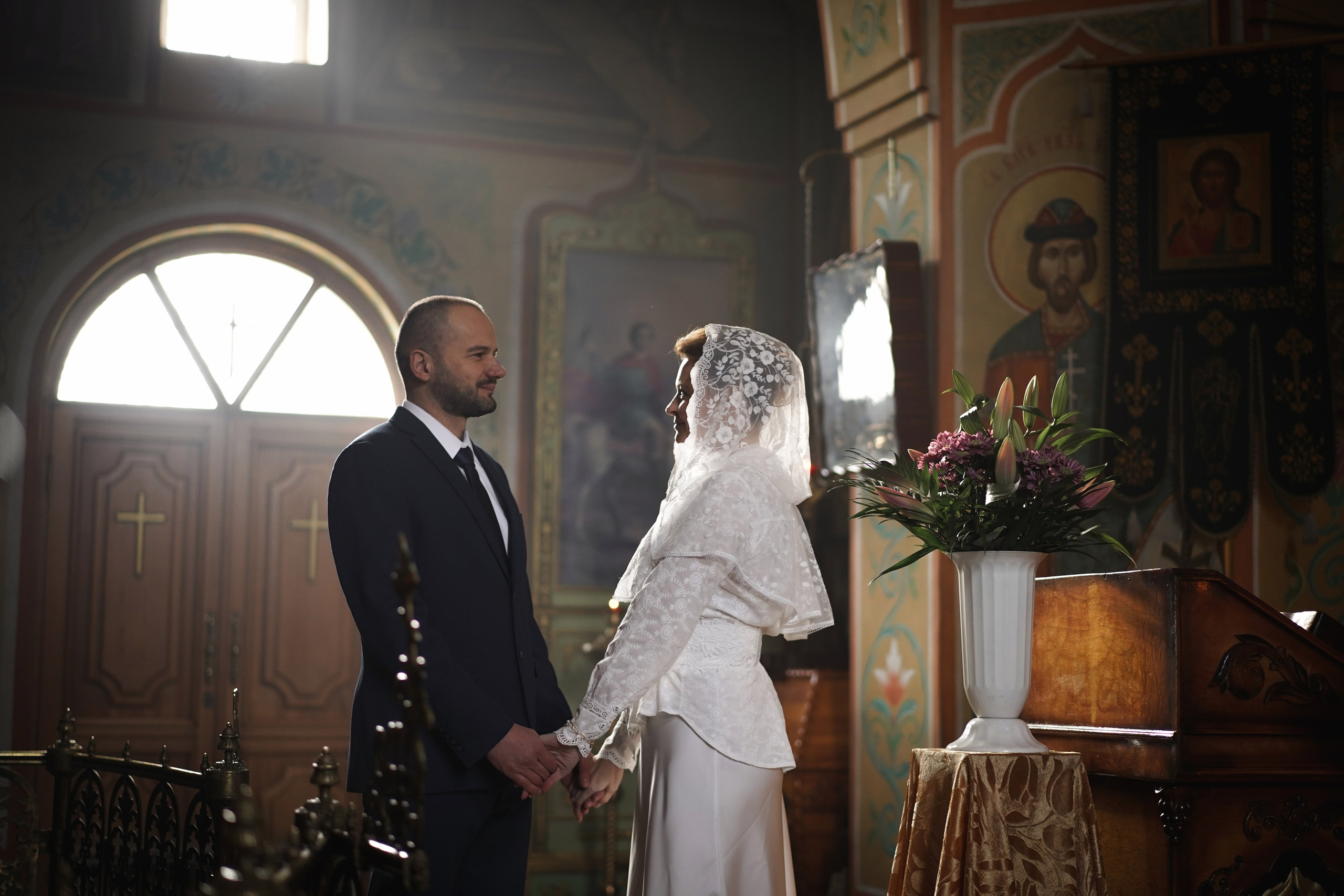 Венчание в Троицком храме. Свадебный фотограф в Ростове-на-Дону. Таинство Крещения и Венчания, семейные фотосессии. Алёна Чёботова