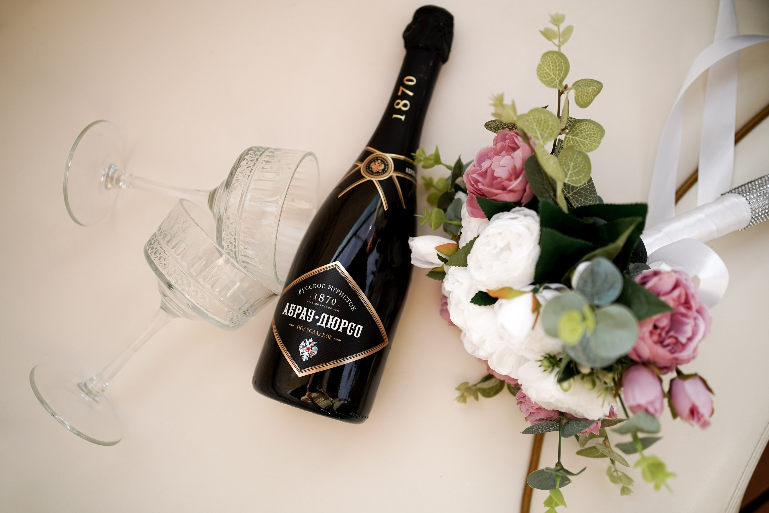 Свадебная фотосессия на катере в Крыму. Фотограф из Ростова-на-Дону Алёна Чёботова. Алексей и Анастасия. Свадебный фотограф в Ростове-на-Дону. Таинство Крещения и Венчания, семейные фотосессии. Алёна Чёботова