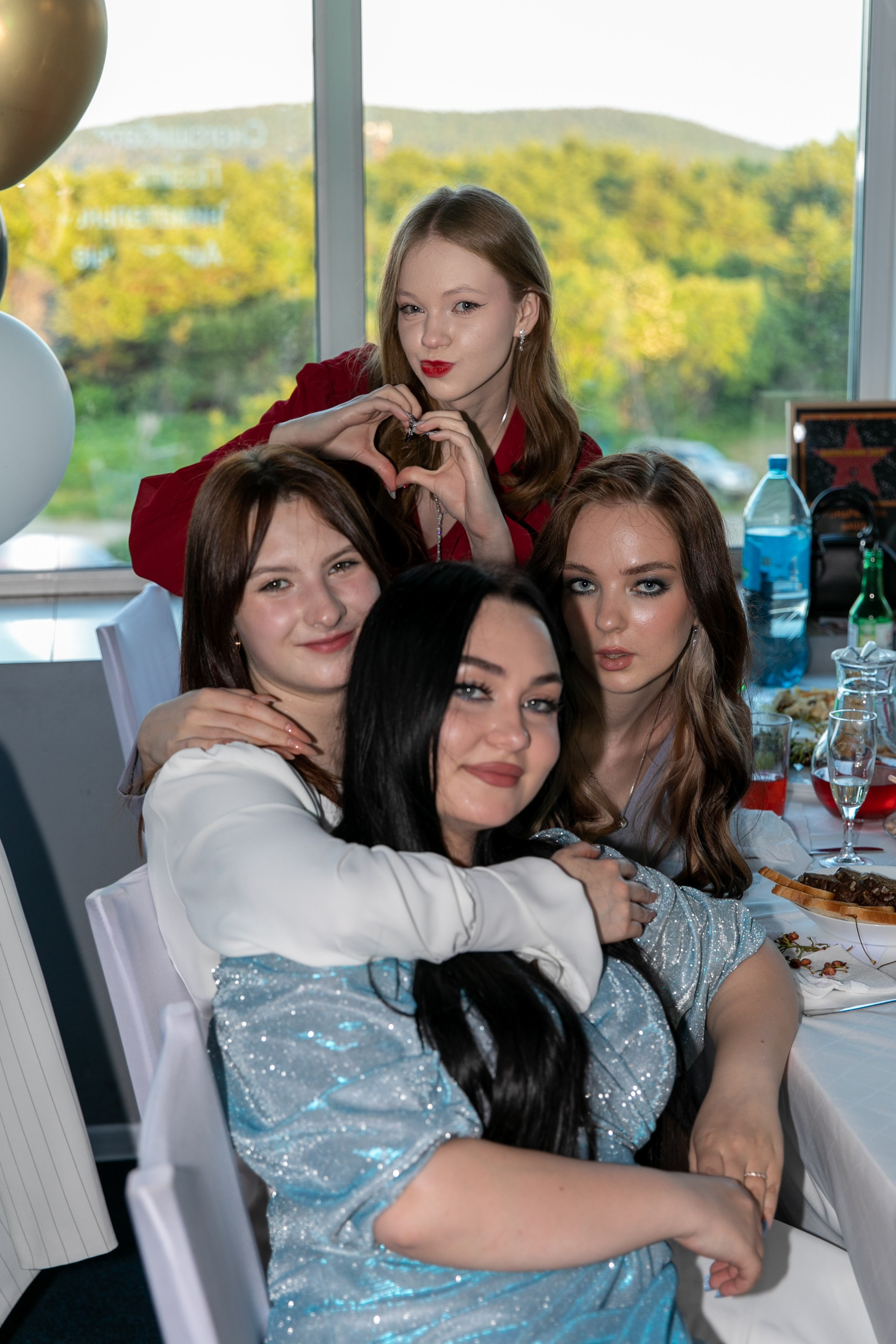 Выпускной 11 класс. Школьный и детский фотограф в Южно-Сахалинске Анастасия Лескова