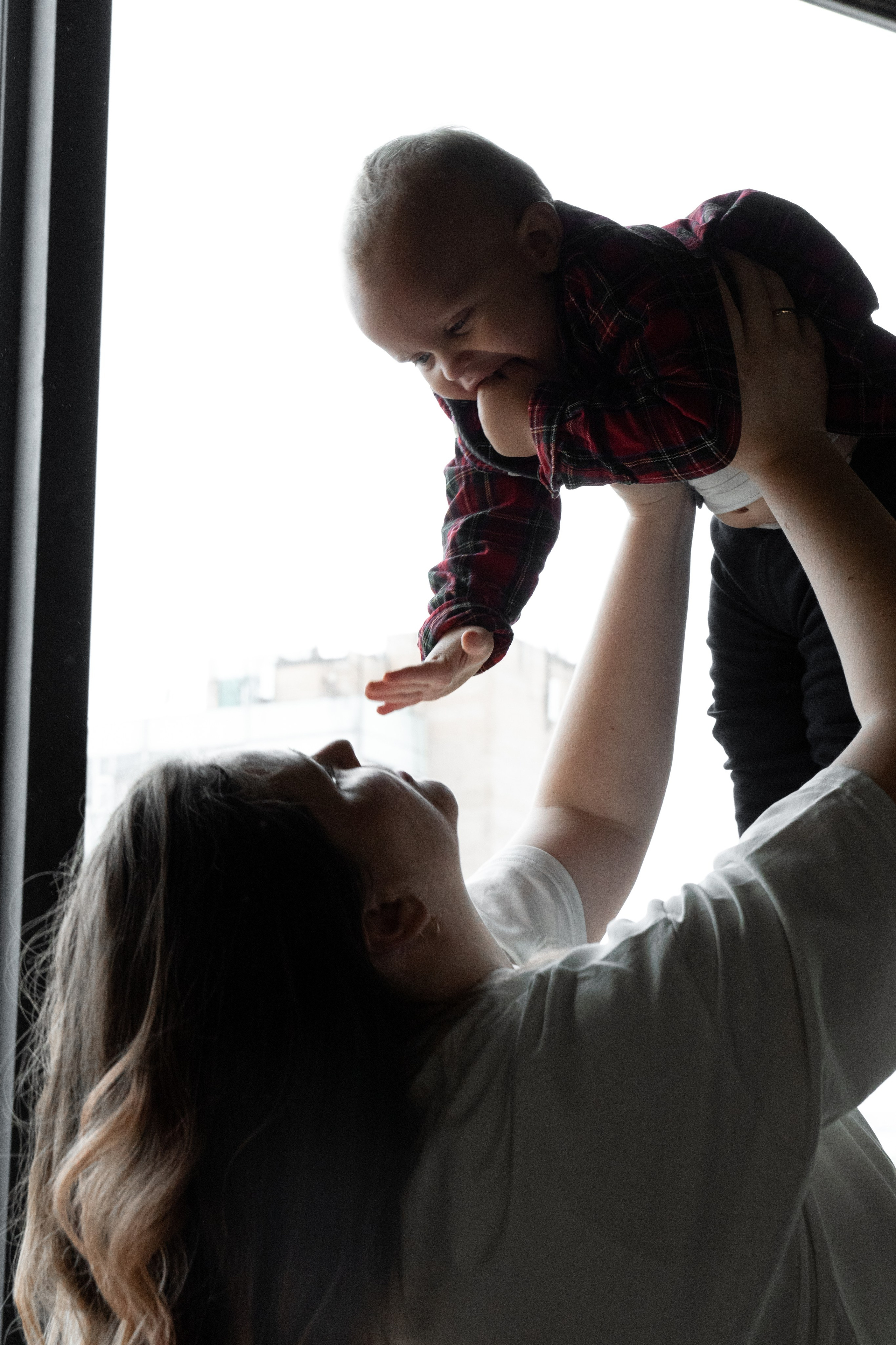 Семейная фотосессия в студии. Фото и видео съёмка в Москве и МО Александр Чапала и Трояк Алеся