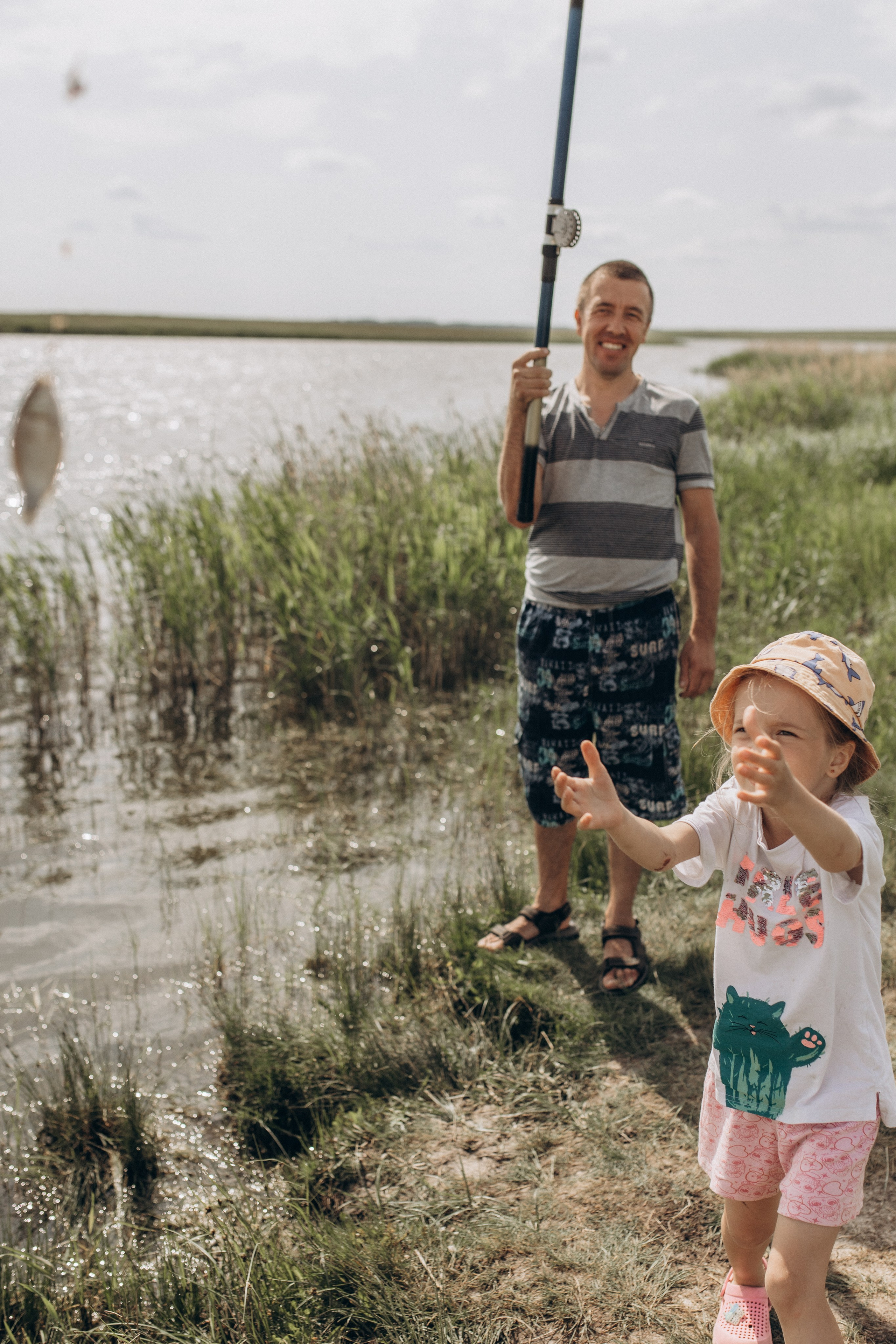 Семейная рыбалка. Семейный фотограф lifestyle в Новосибирске Елена Шпилевая