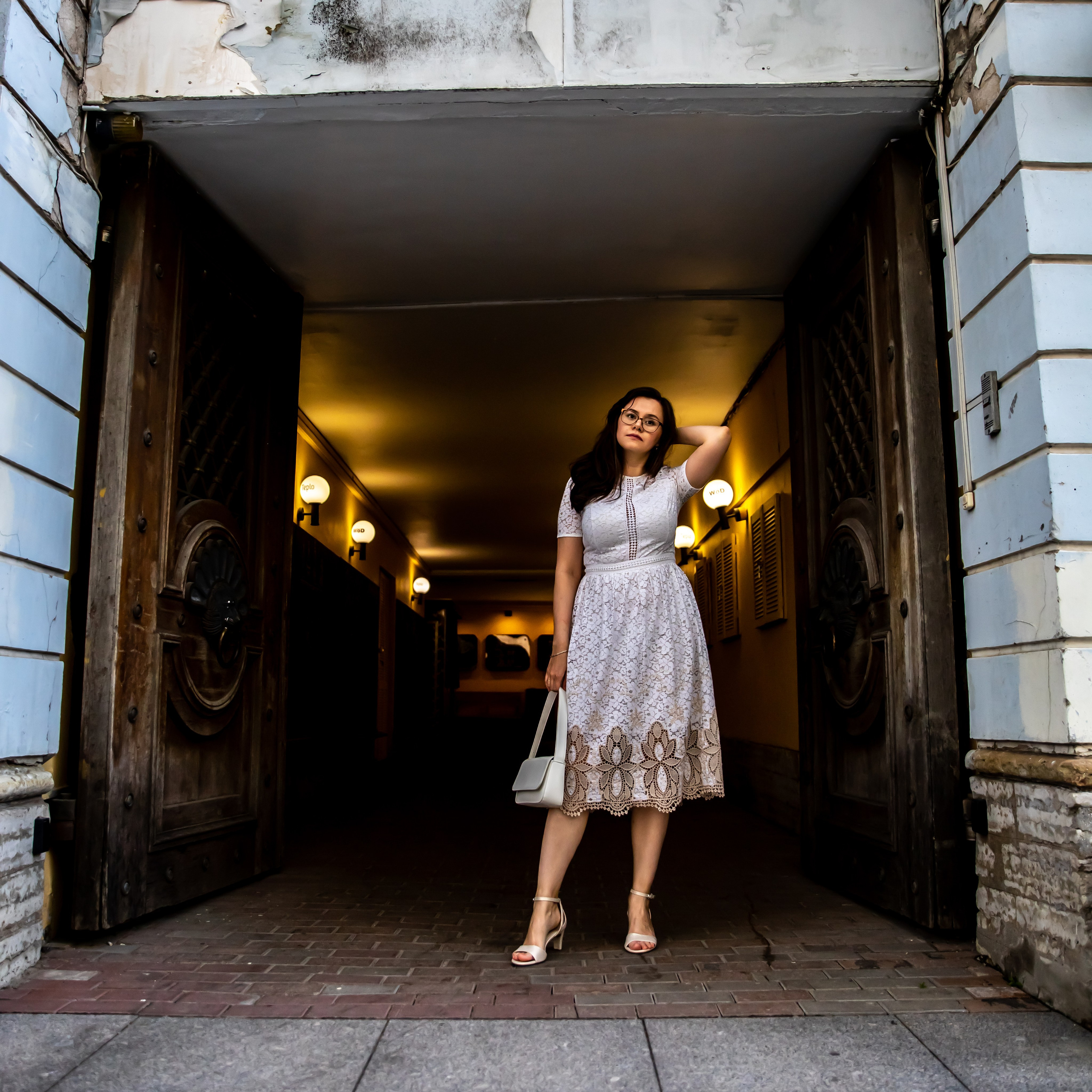 Прогулка по Санкт-Петербургу. ФОТОГРАФ РАДОСТИ Фотосессия в студии СПб. Портретный фотограф — Юрий Торлопов