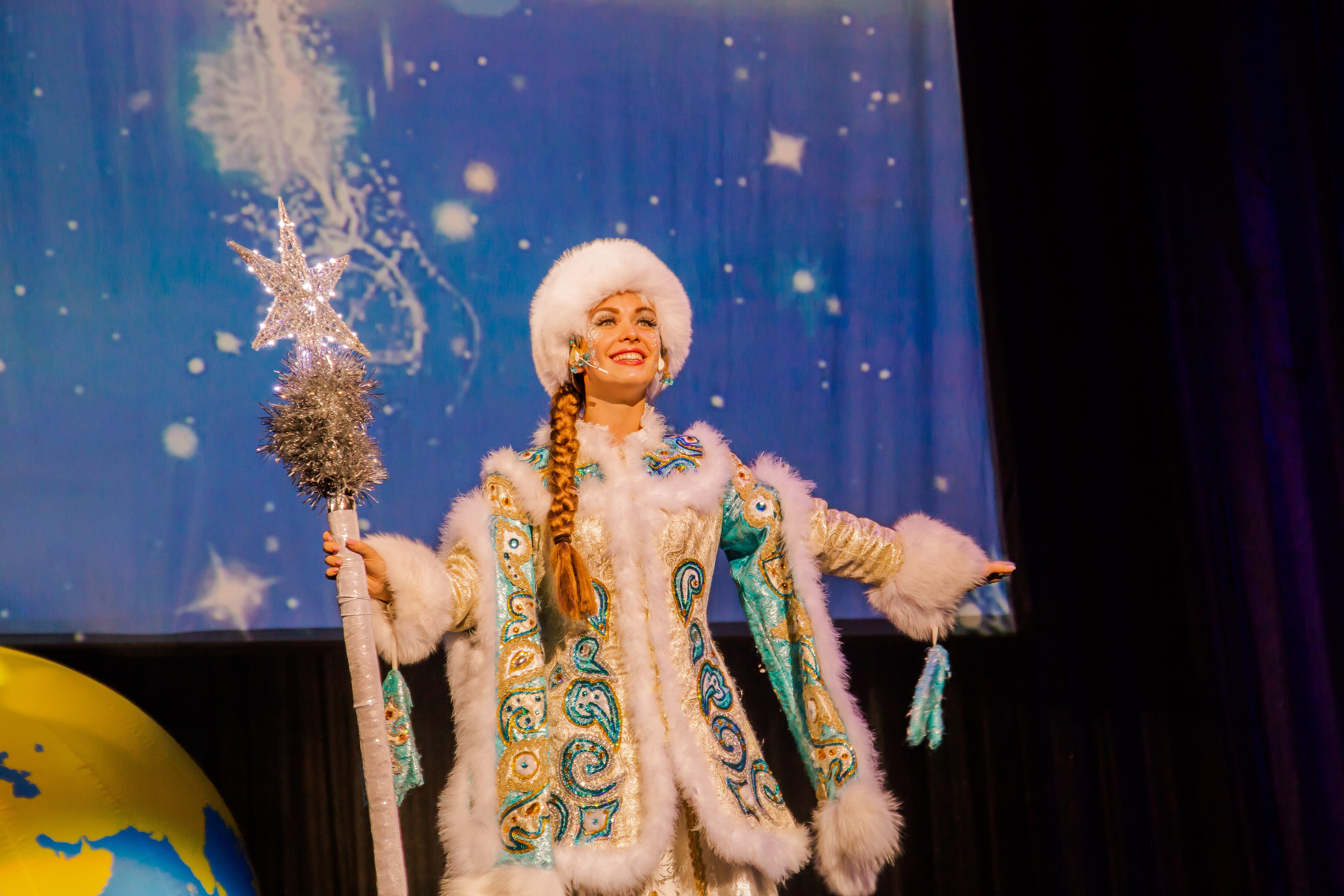 Репортаж — детская елка в БКЗ. Свадебный и семейный фотограф в Санкт-Петербурге Макеева Наталья