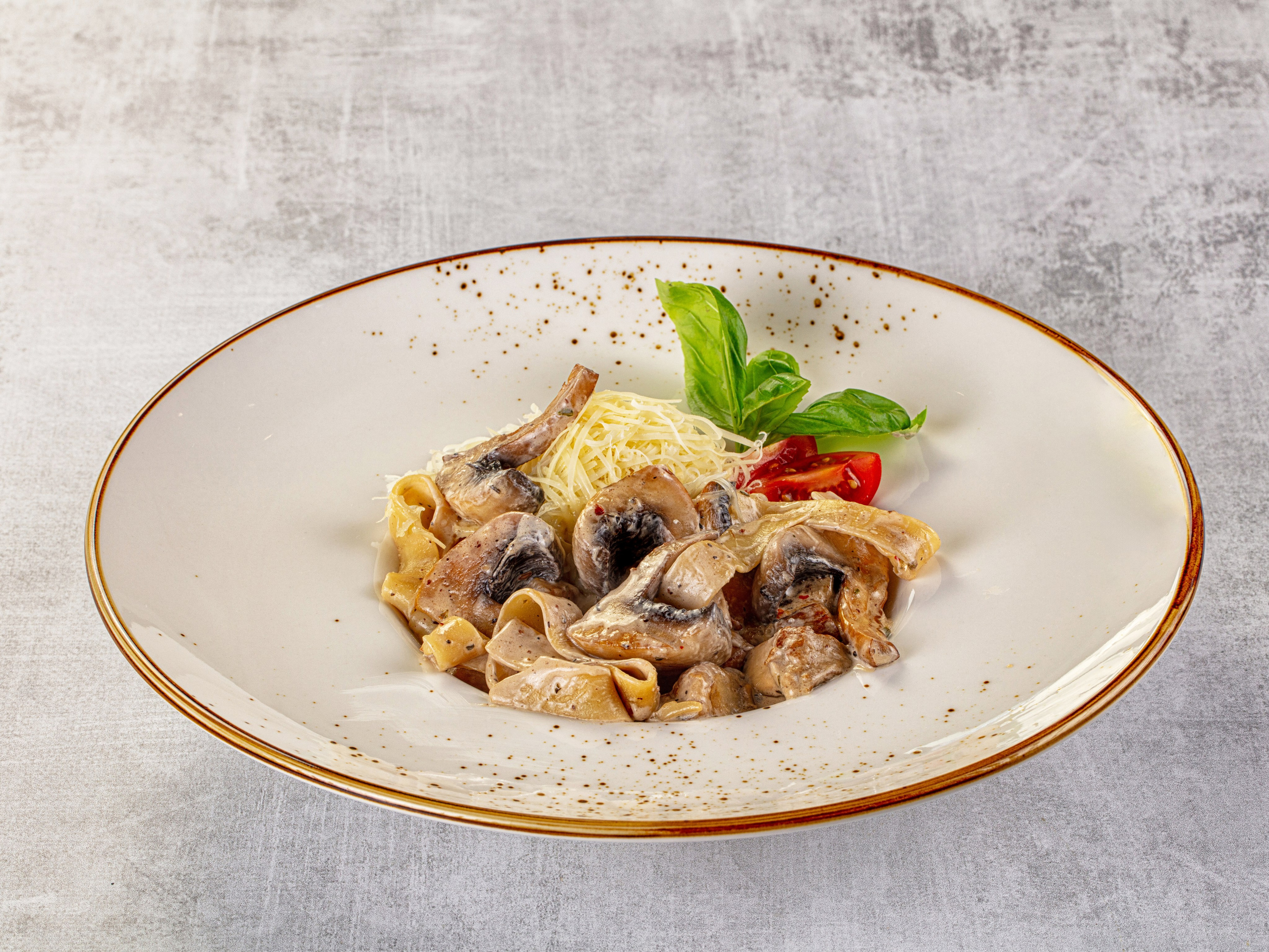 Фотосъемка блюд европейской кухни. Заказ по тел.: +7 (906) 006-90-22. Фуд-фотограф Андрей Старостин — съемка еды в Москве и регионах. 10 000 руб. в час