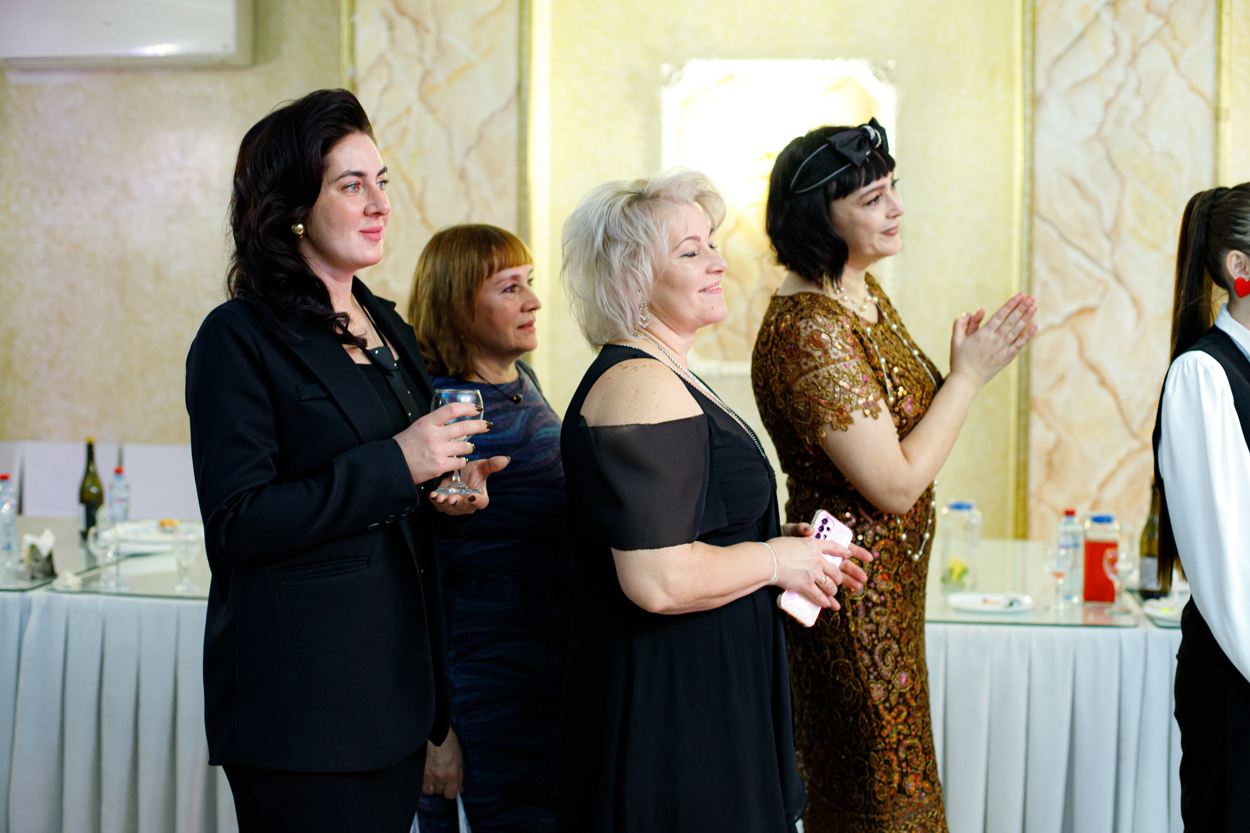 ELOSMED. Photokarish