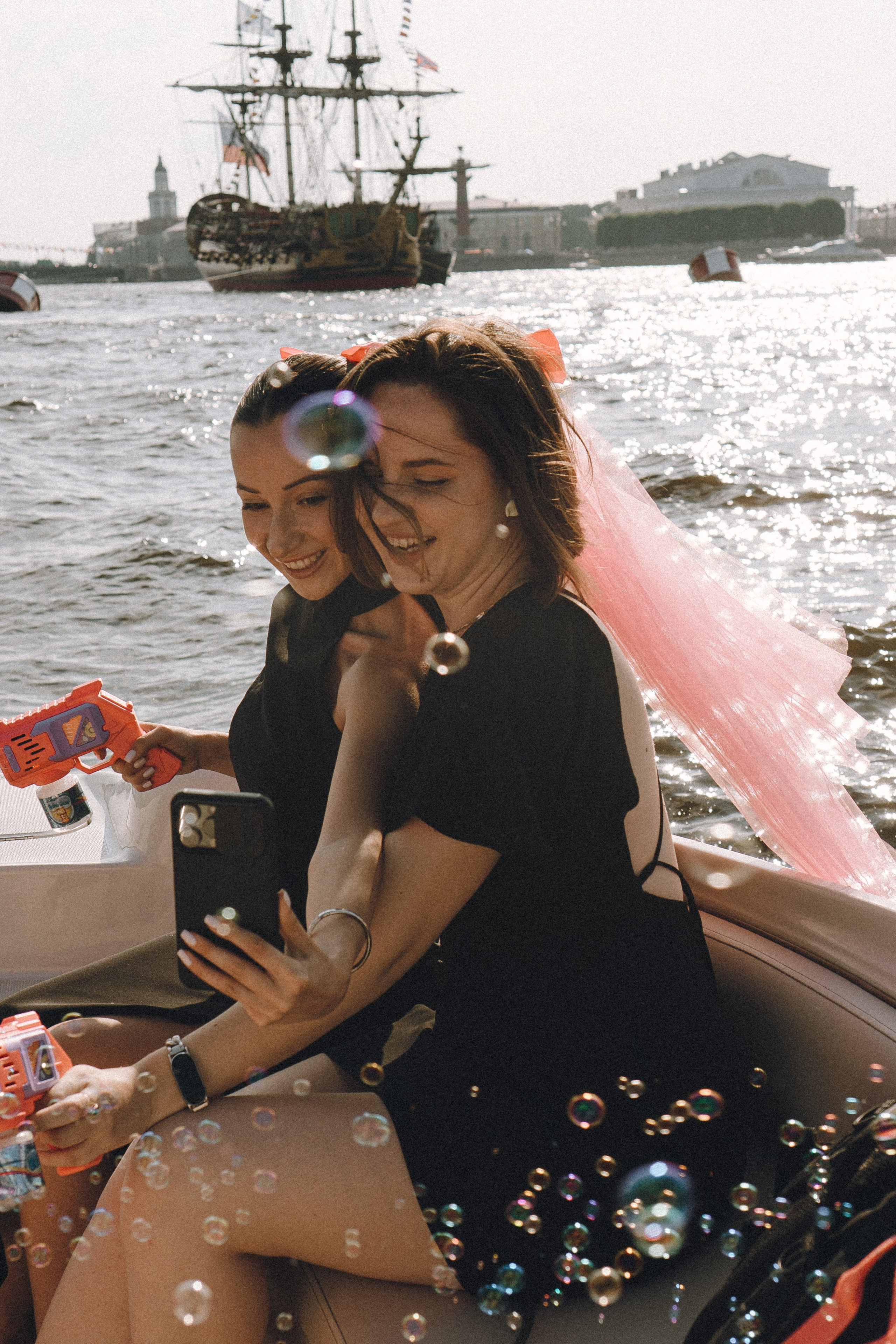 ДЕВИЧНИК НА КАТЕРЕ. Профессиональный фотограф, Санкт-Петербург — Виктория Богомолова