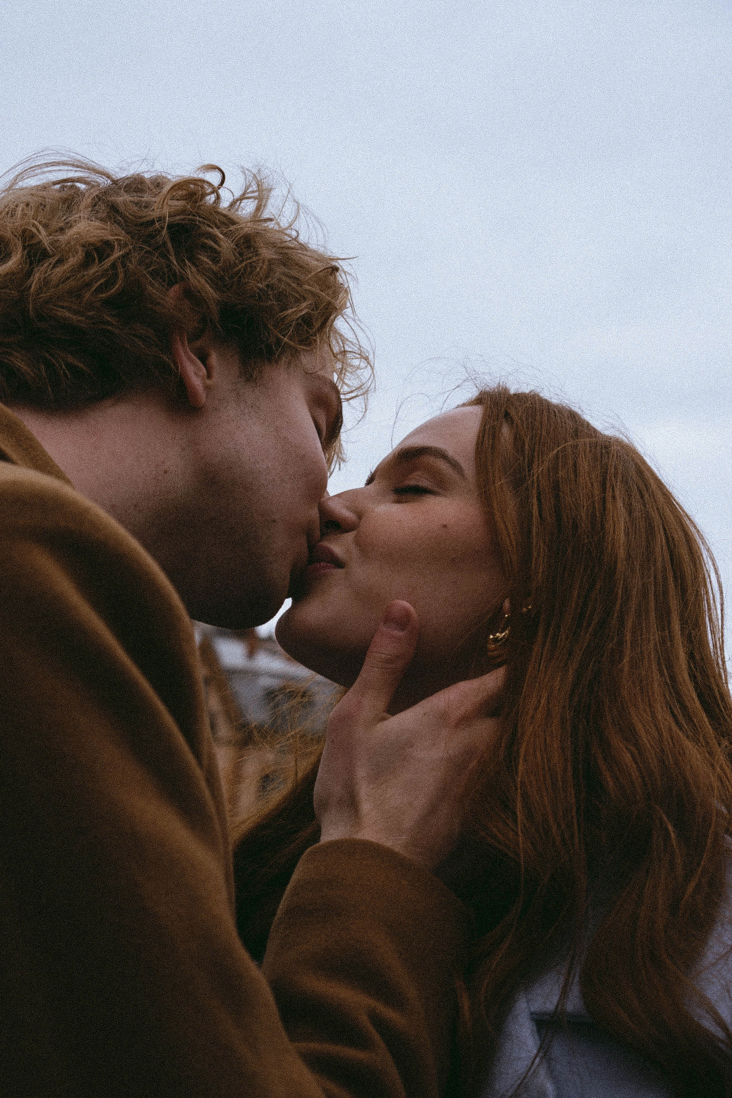 СВАДЕБНАЯ СЬЕМКА В ОТЕЛЕ. СБОРЫ ЖЕНИХА И НЕВЕСТЫ И ТАКЖЕ ТОР И ПОДГОТОВКА К ПРОГУЛКЕ И ПРОГУЛКА ПО ПЕТРОГРАДКЕ. Профессиональный фотограф, Санкт-Петербург — Виктория Богомолова