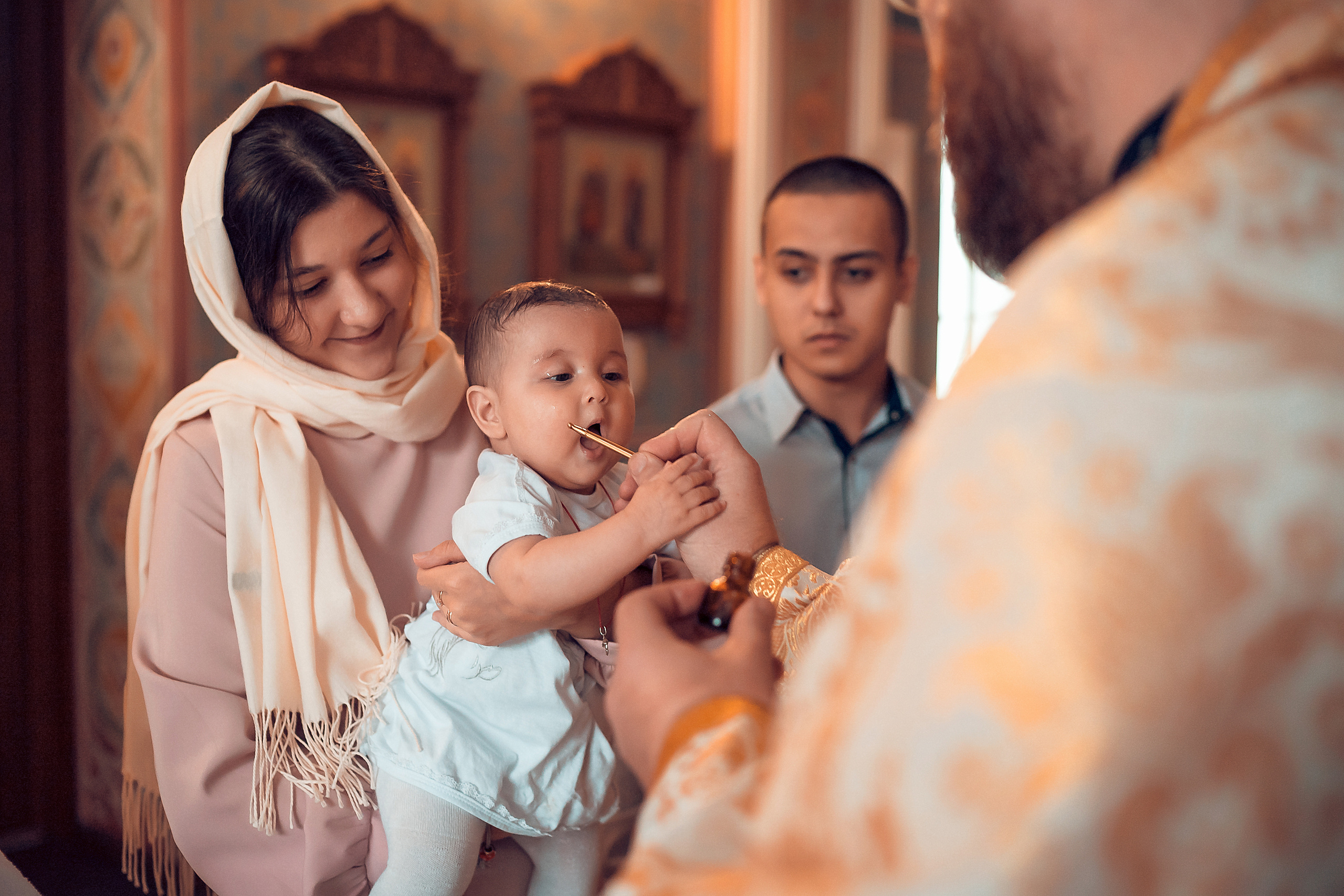 Крещение Миры Храм Иоанна Предтечи. Фотограф на Крещение и Венчание в Красноярске Рамазанова Юлия